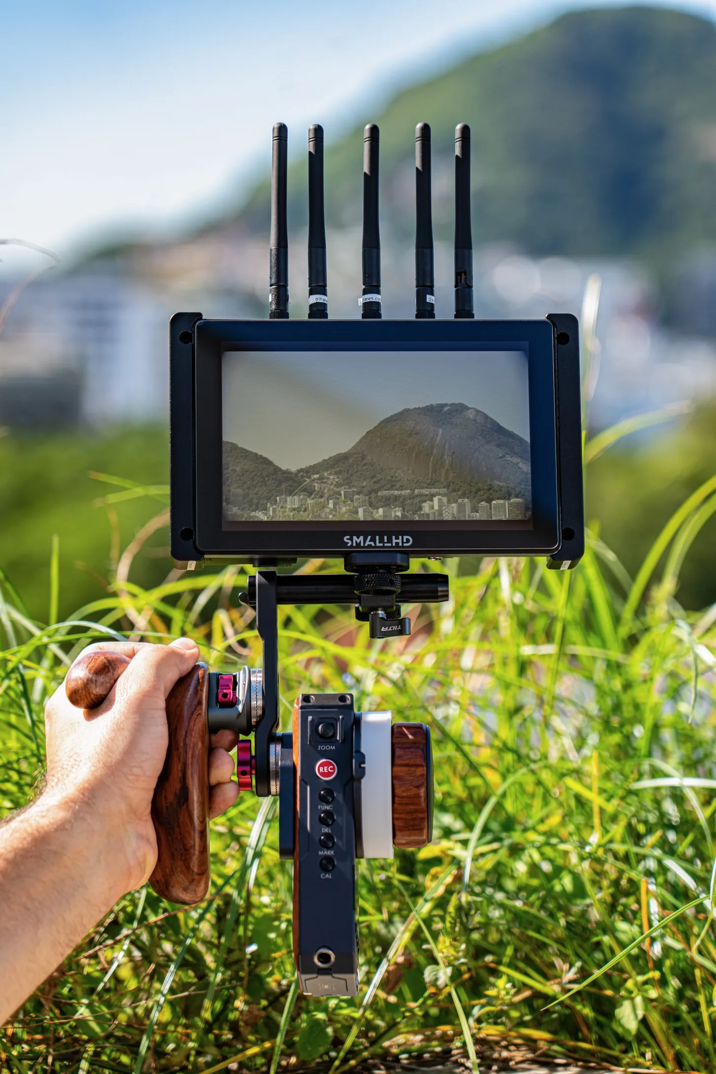Kit Foquista (monitor com modulo rx, suporte e Nucleus M 3 motores)