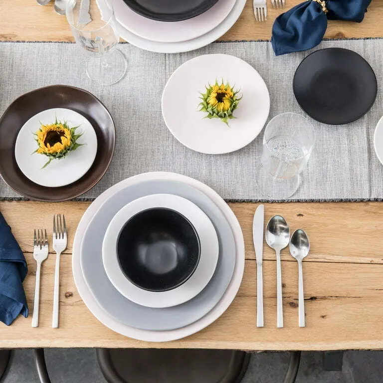 Heirloom Stoneware Plates - Charcoal