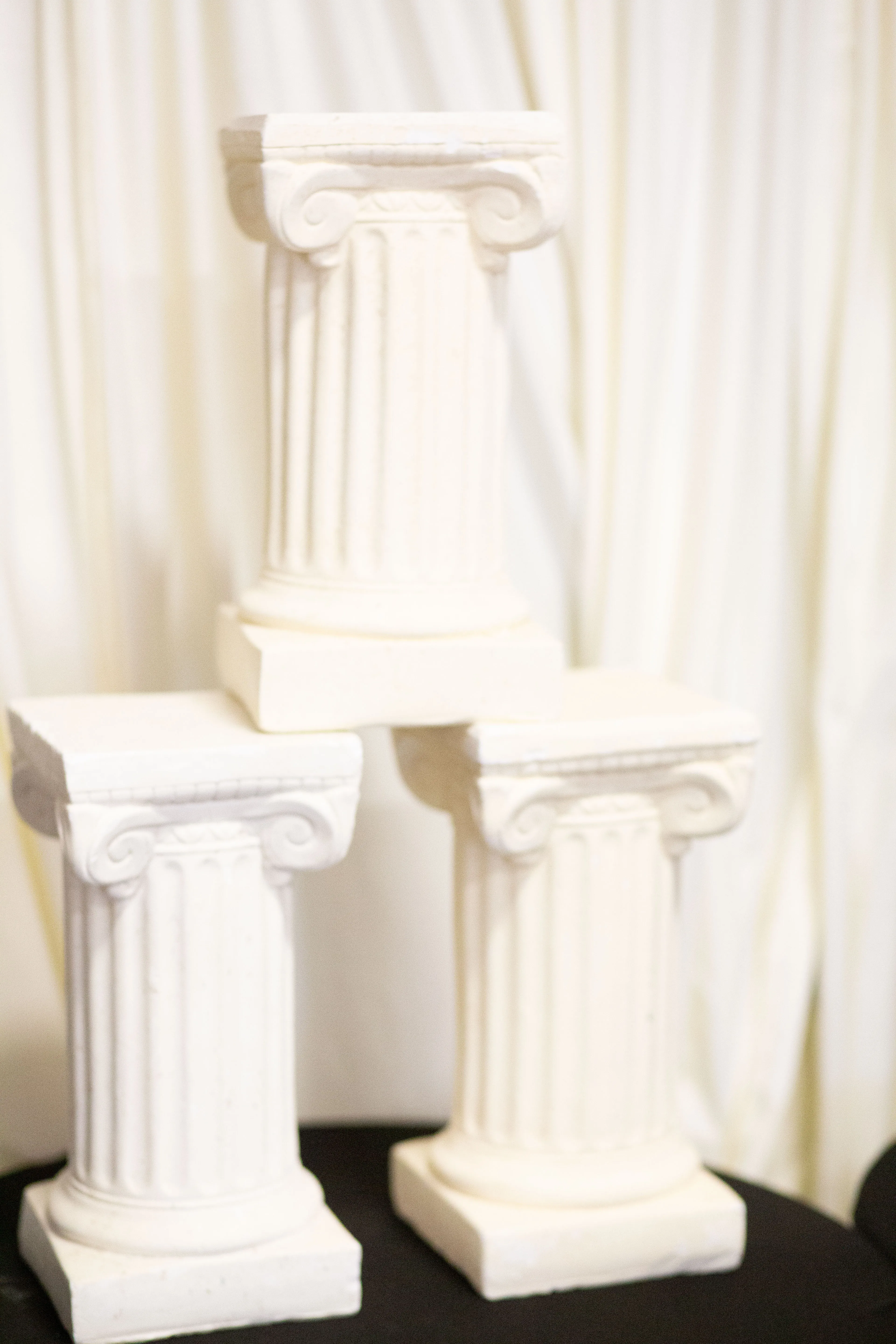White Plinth Roman Style Column Pedestal Vase Stand