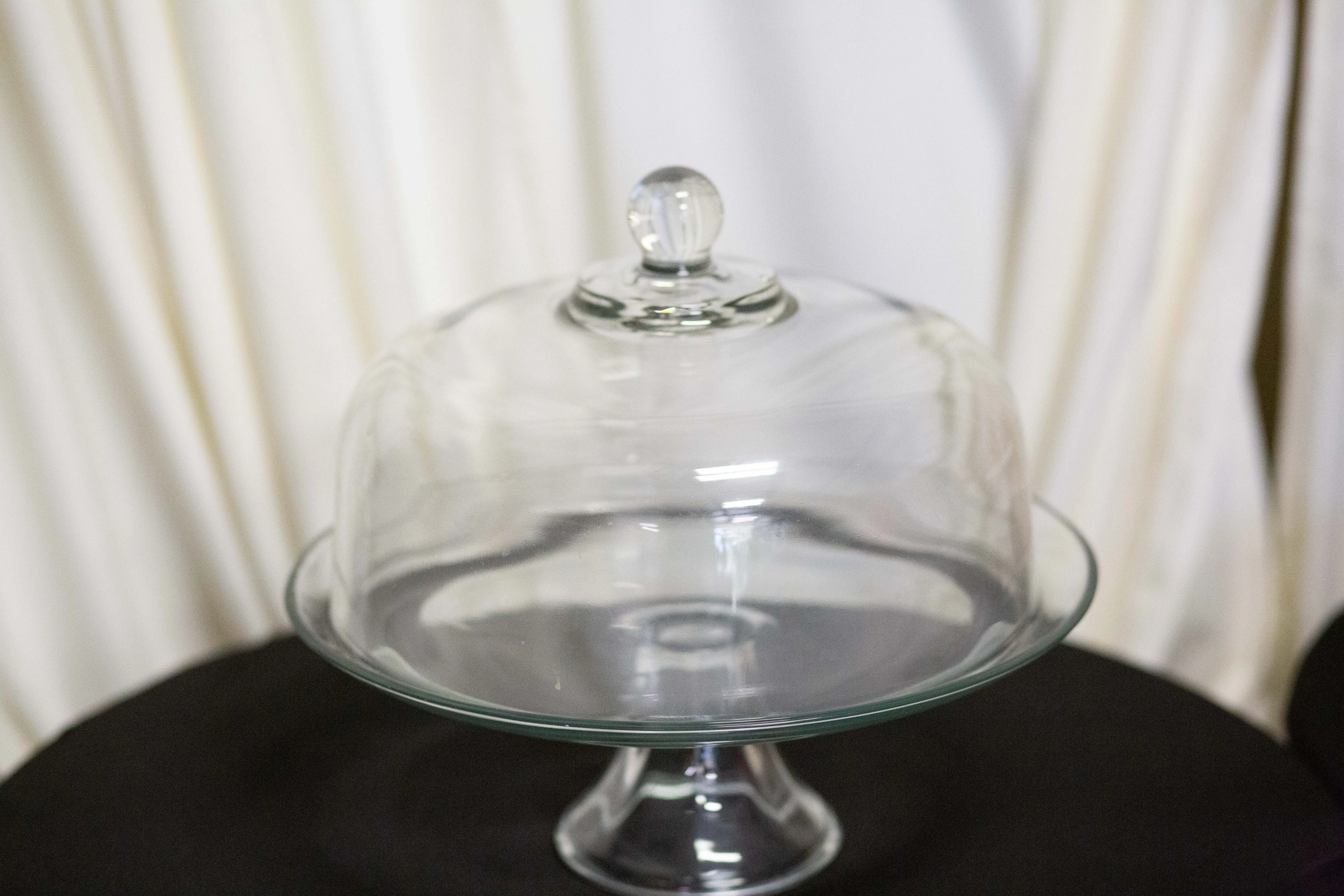 Park Avenue Pedestal Cake Stand with Dome