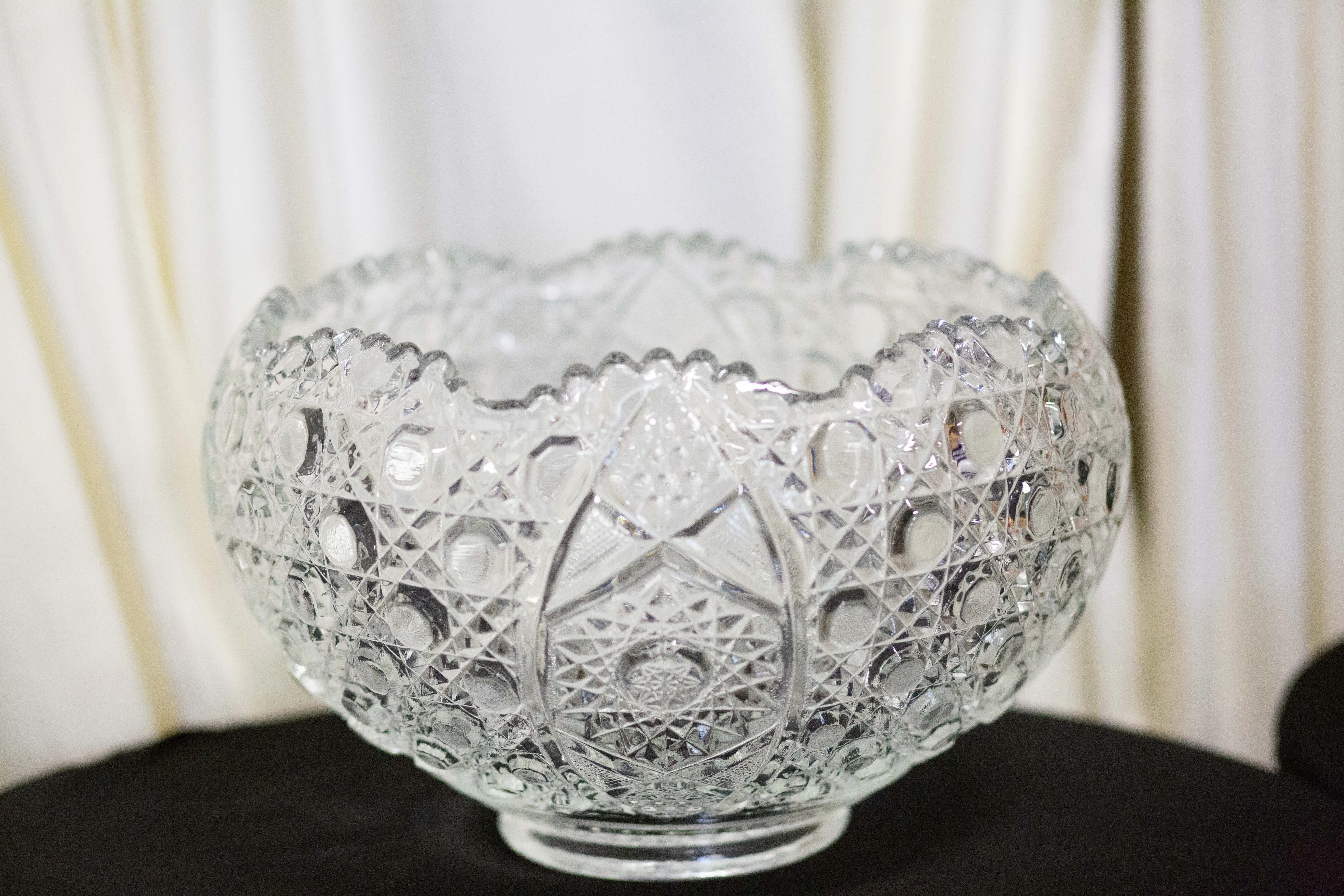 Daisy and Button Clear Glass Punch Bowl
