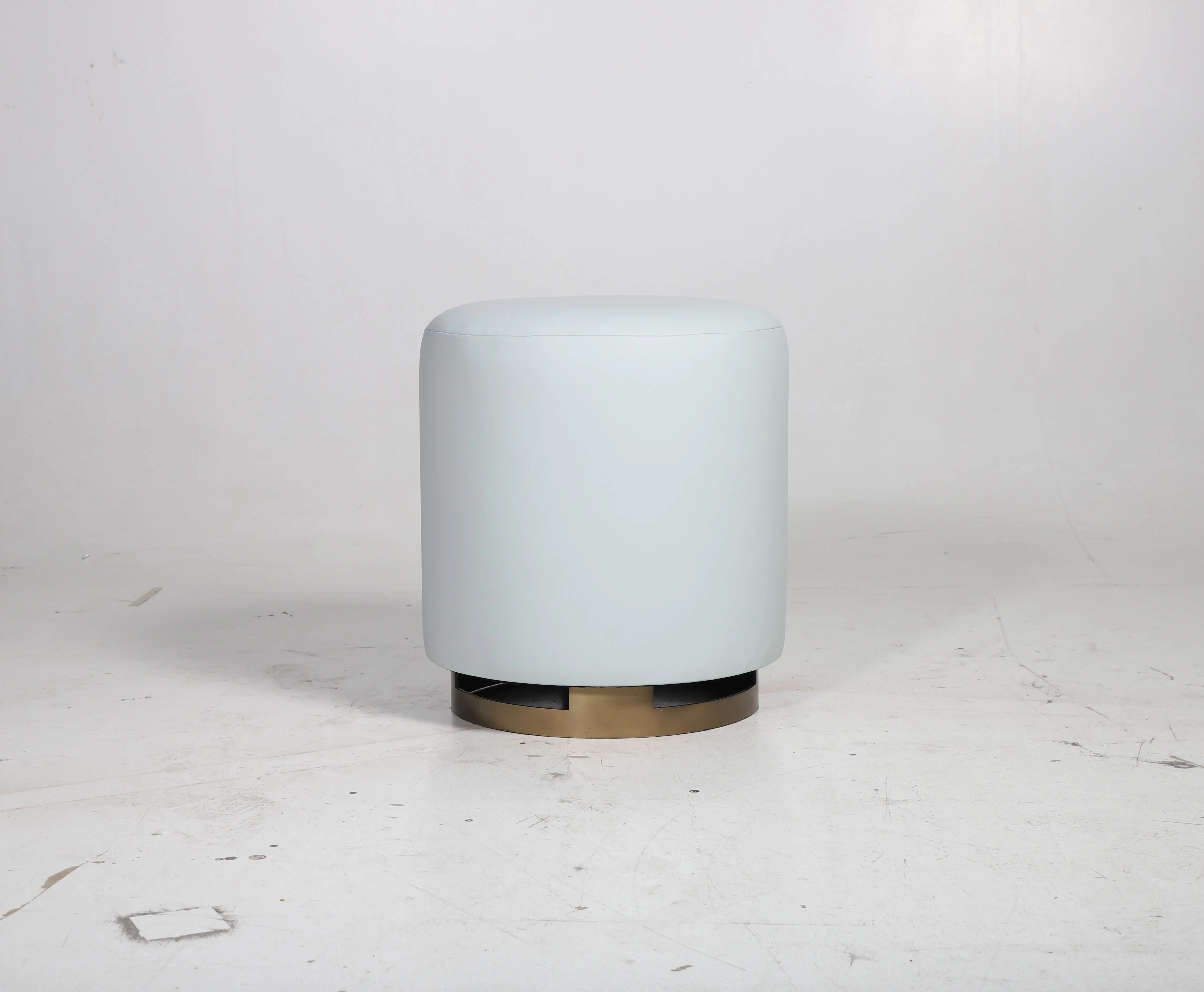 Cranfield Stool - 75288 (2)