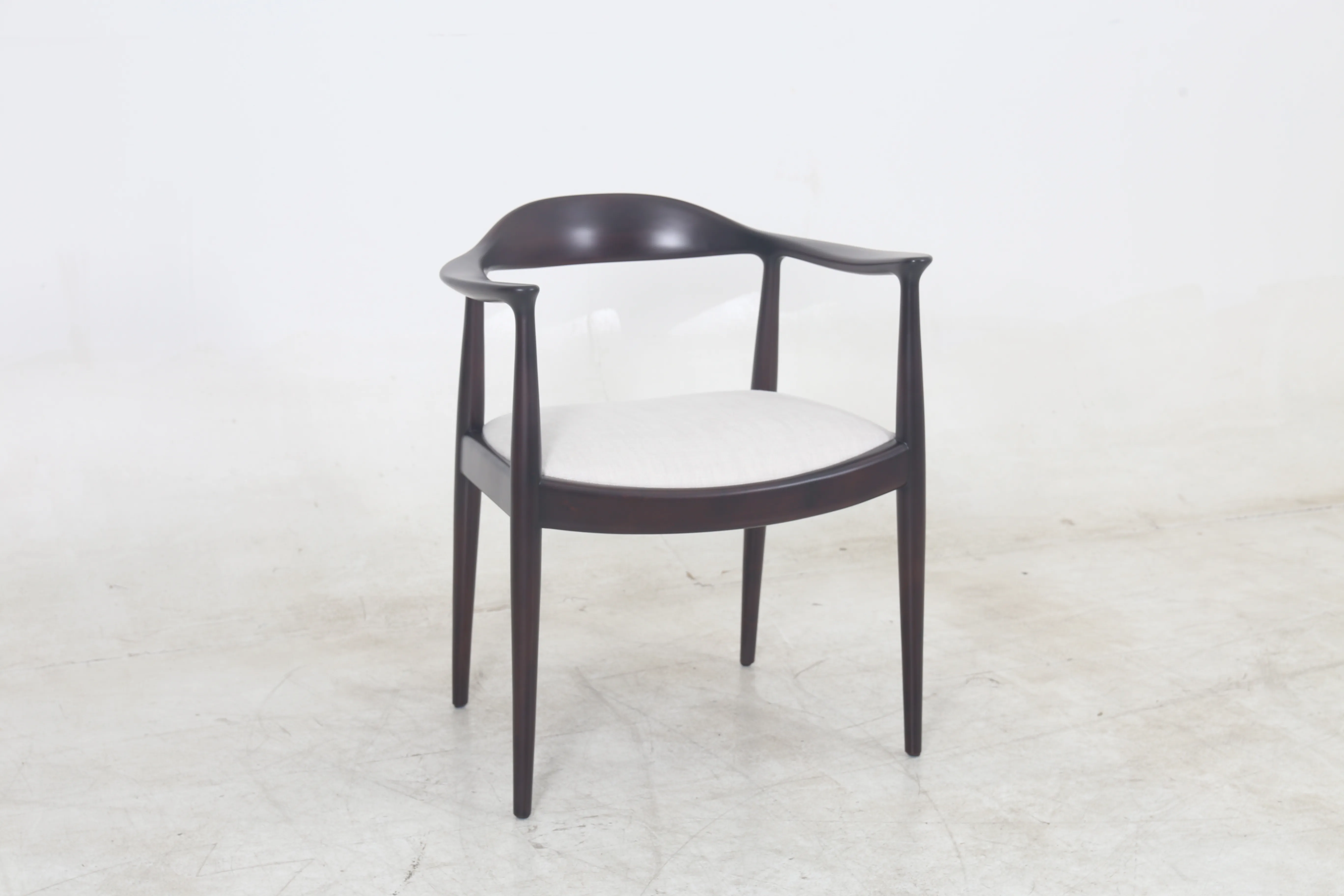 Dauphin Chair - 57443
