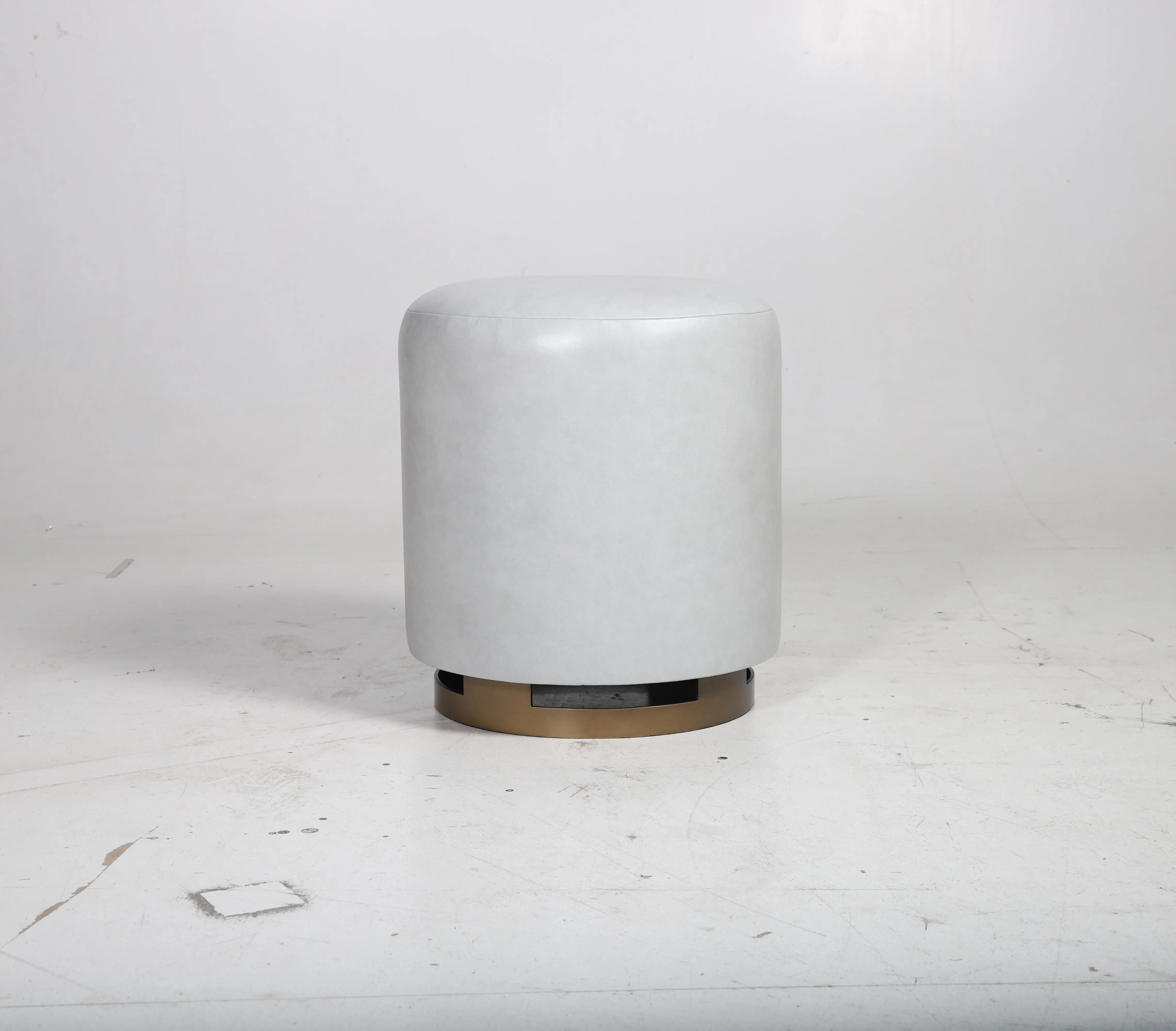 Cranfield Stool - 75288 (1)