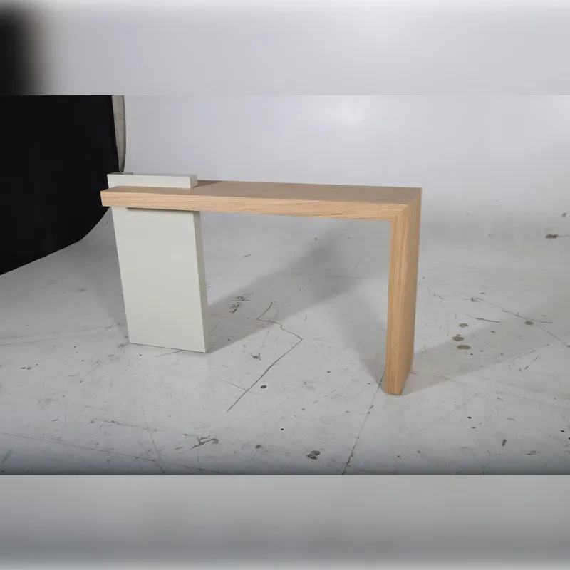 Ormsby Console - 77303