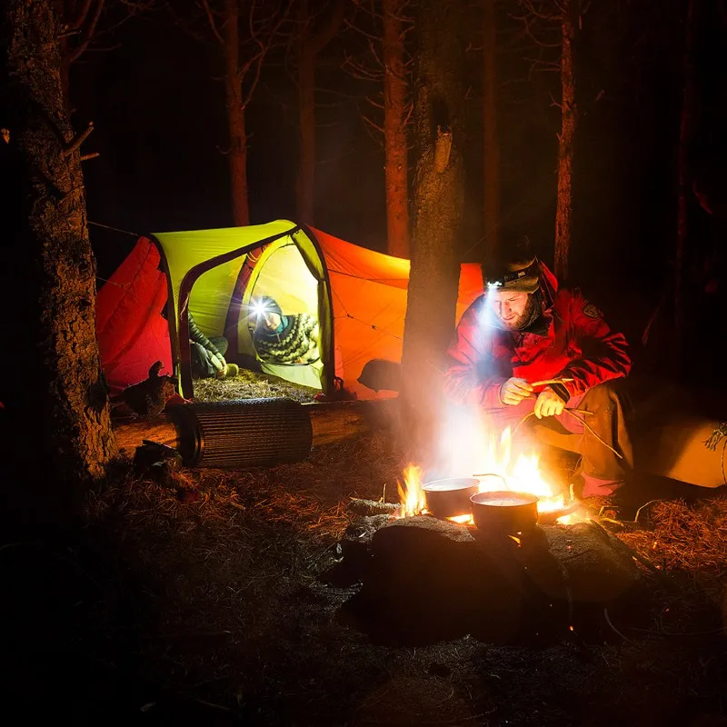 Helsport Övernattningspaket vinter dun dam