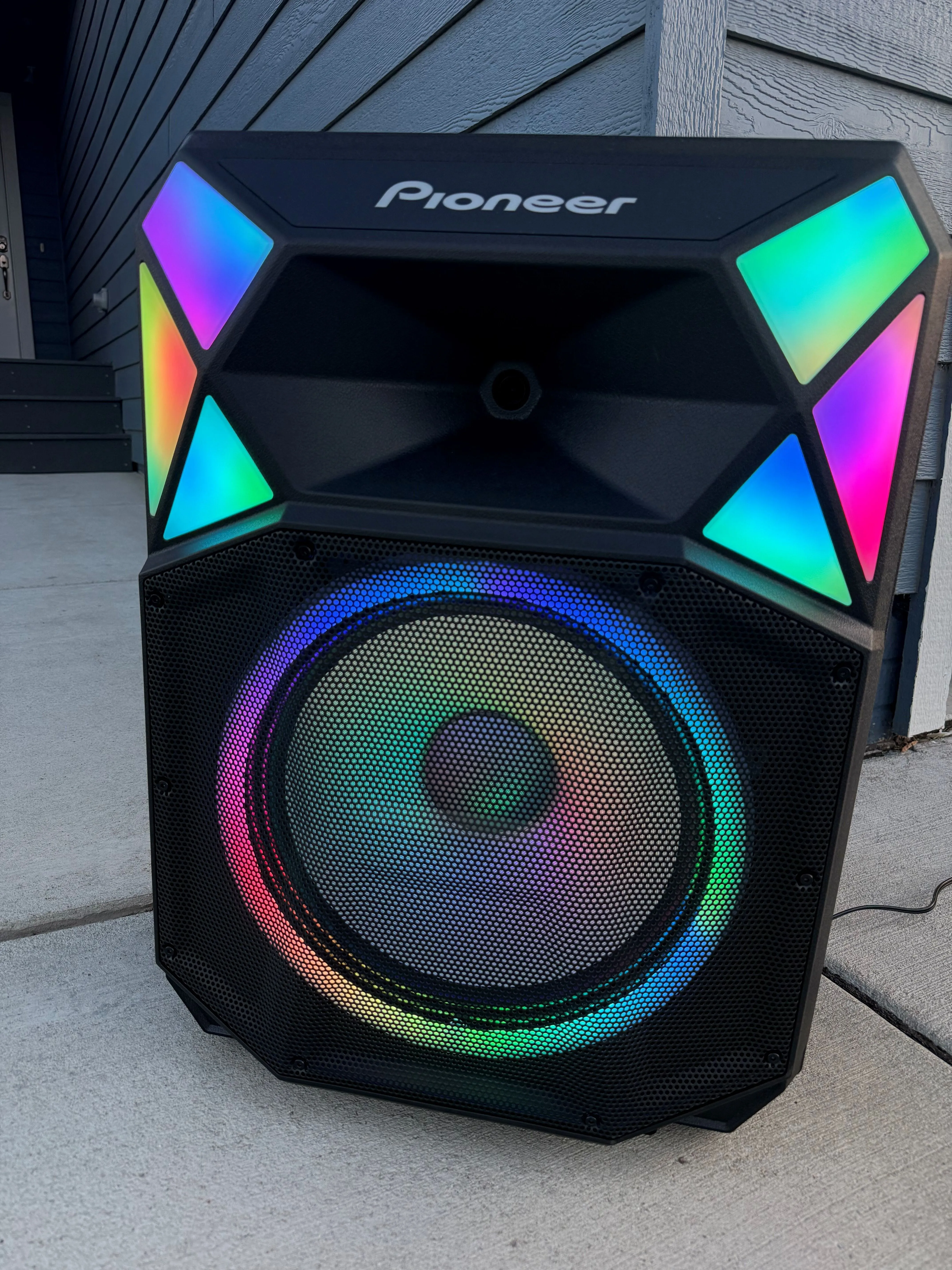 Party Speaker