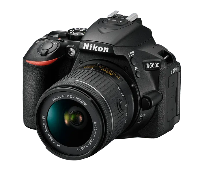 Nikon D5600 & 18-55 Zoom