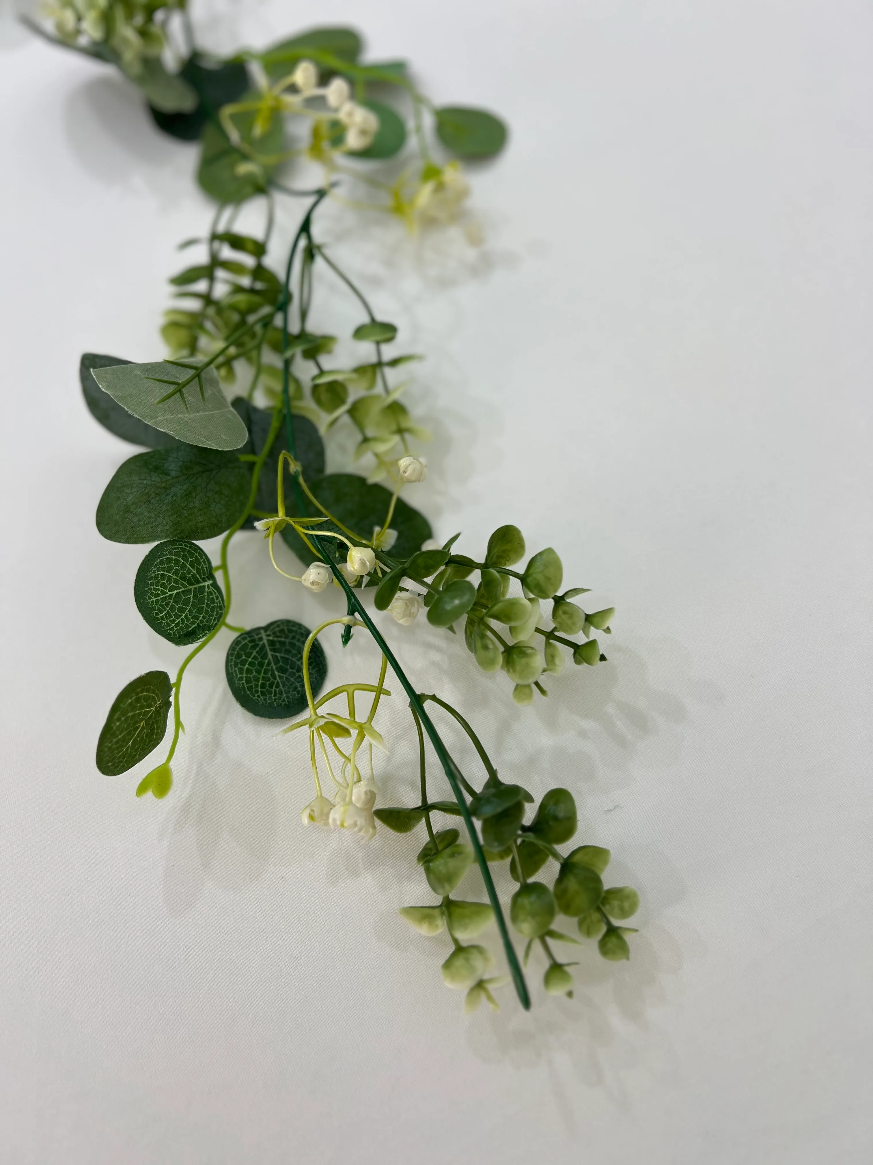 Garland Eucalyptus with buds 6FT