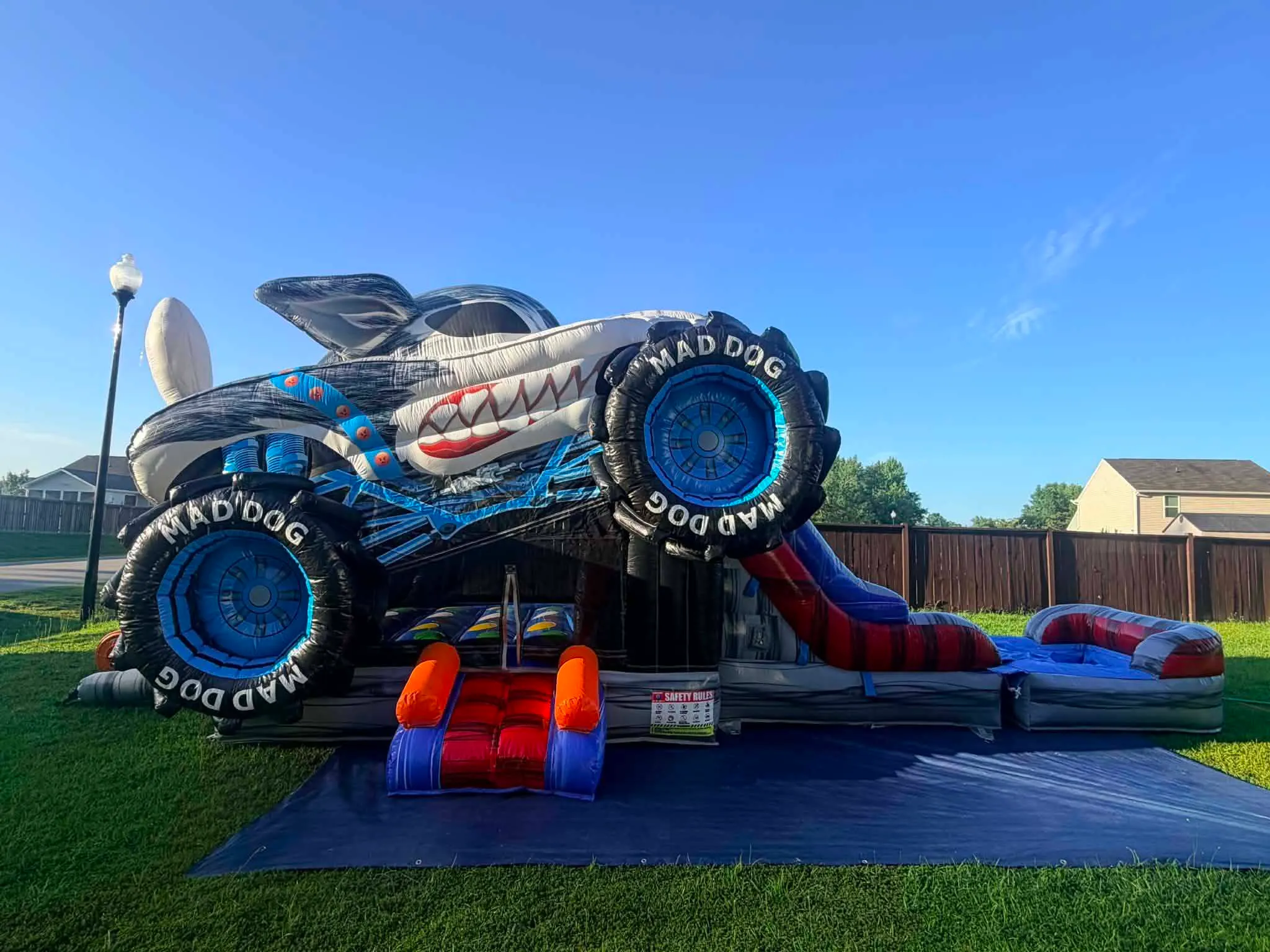 Mad Dog Monster truck