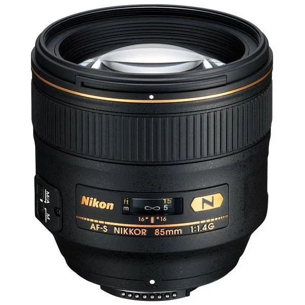 Nikon AF-S 85mm f/1.4G (⌀77mm filter)