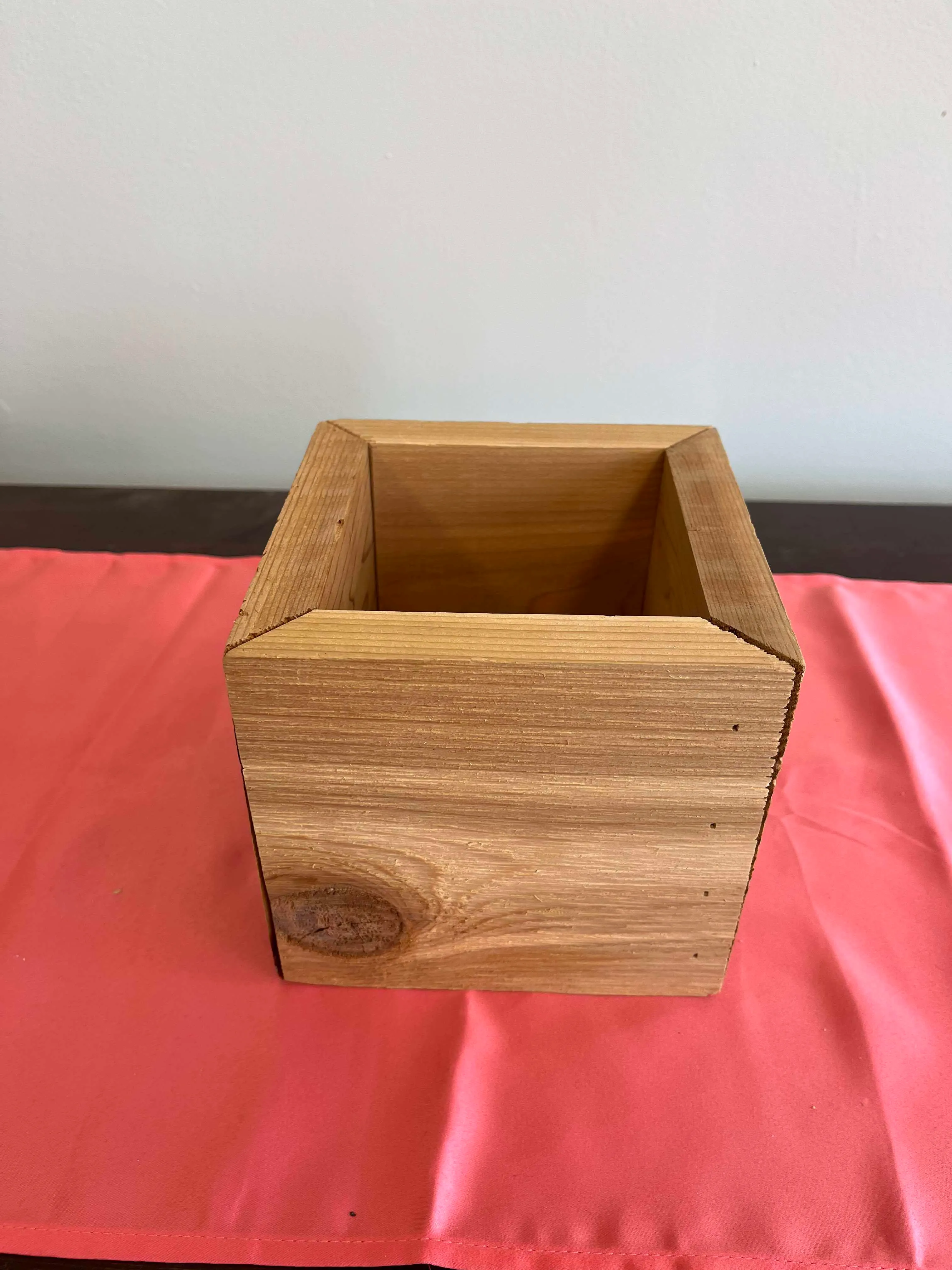6in Cedar Box