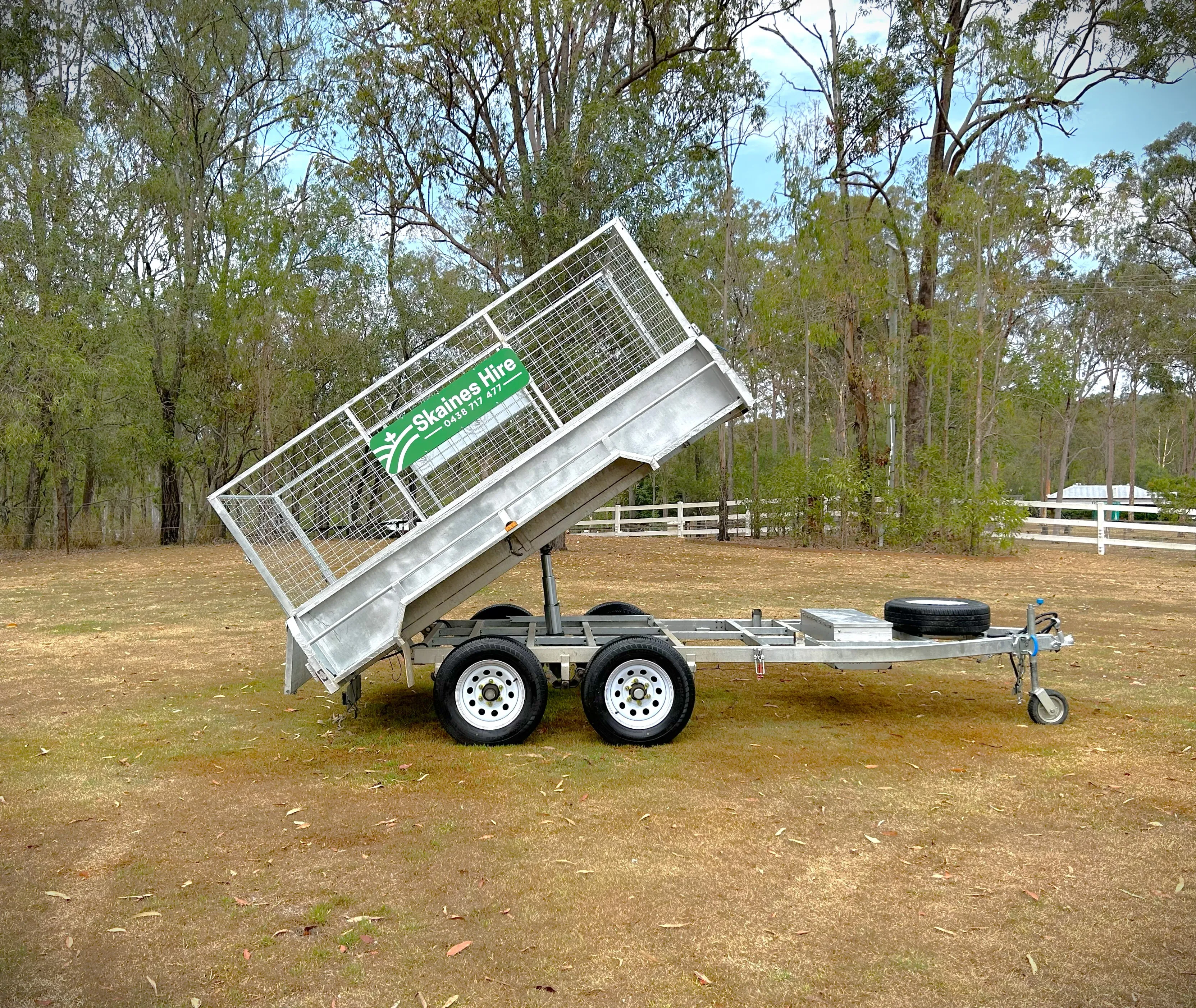 Large Caged Tipper Trailer 10x5