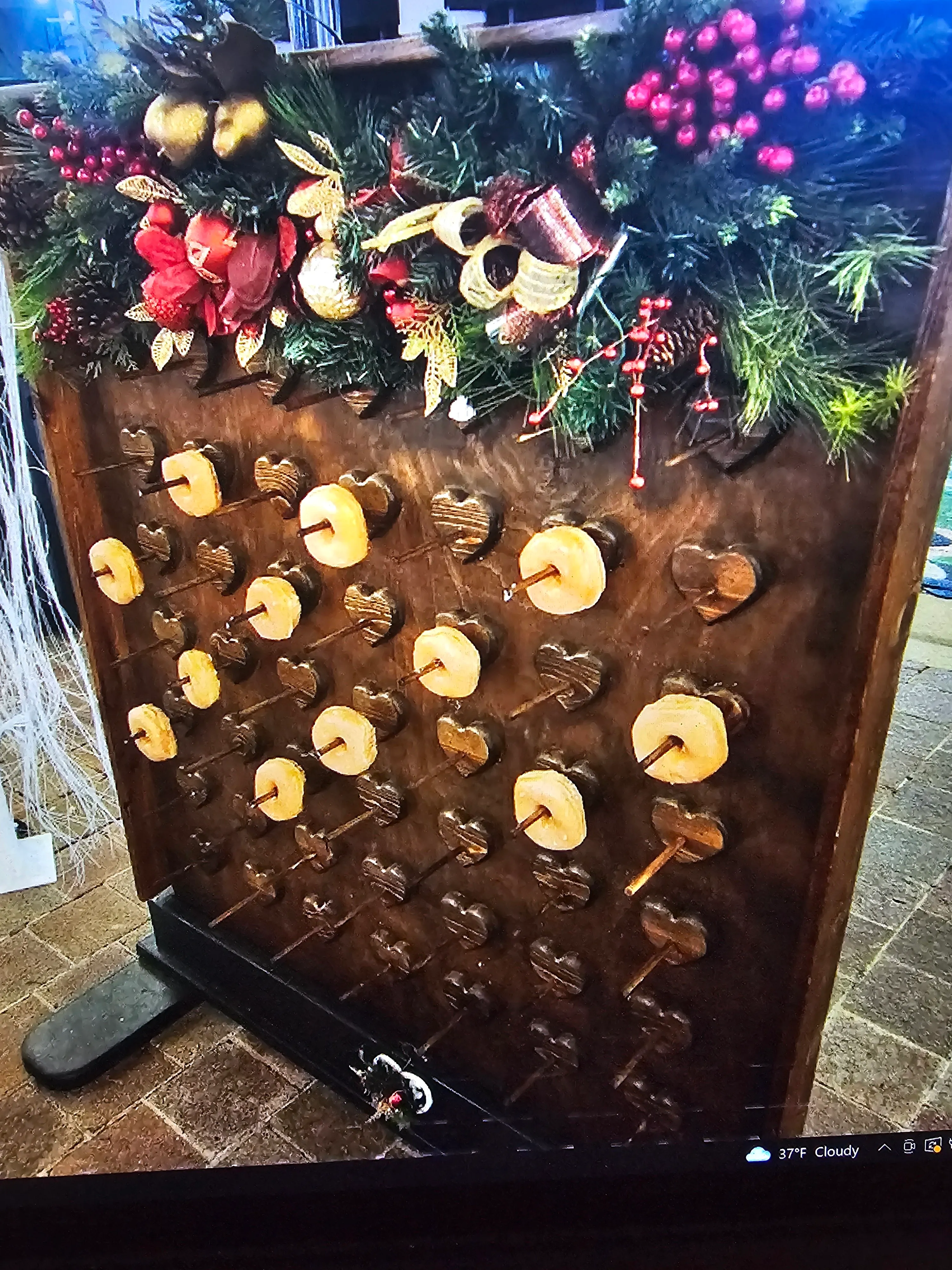 Donut Wall