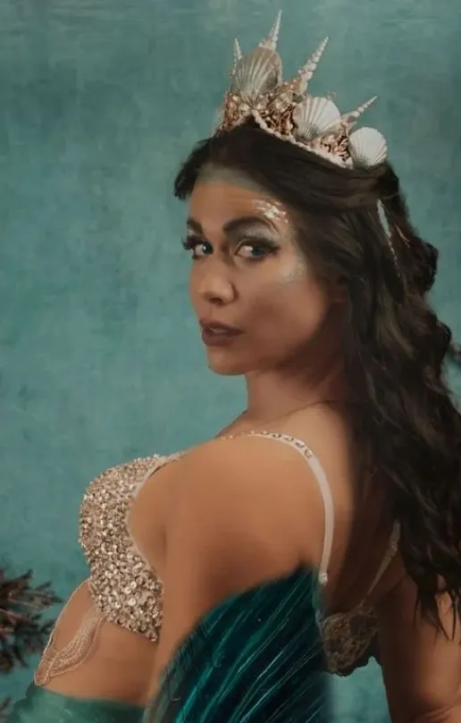 Shell Mermaid Tiara & Beaded Bra Top