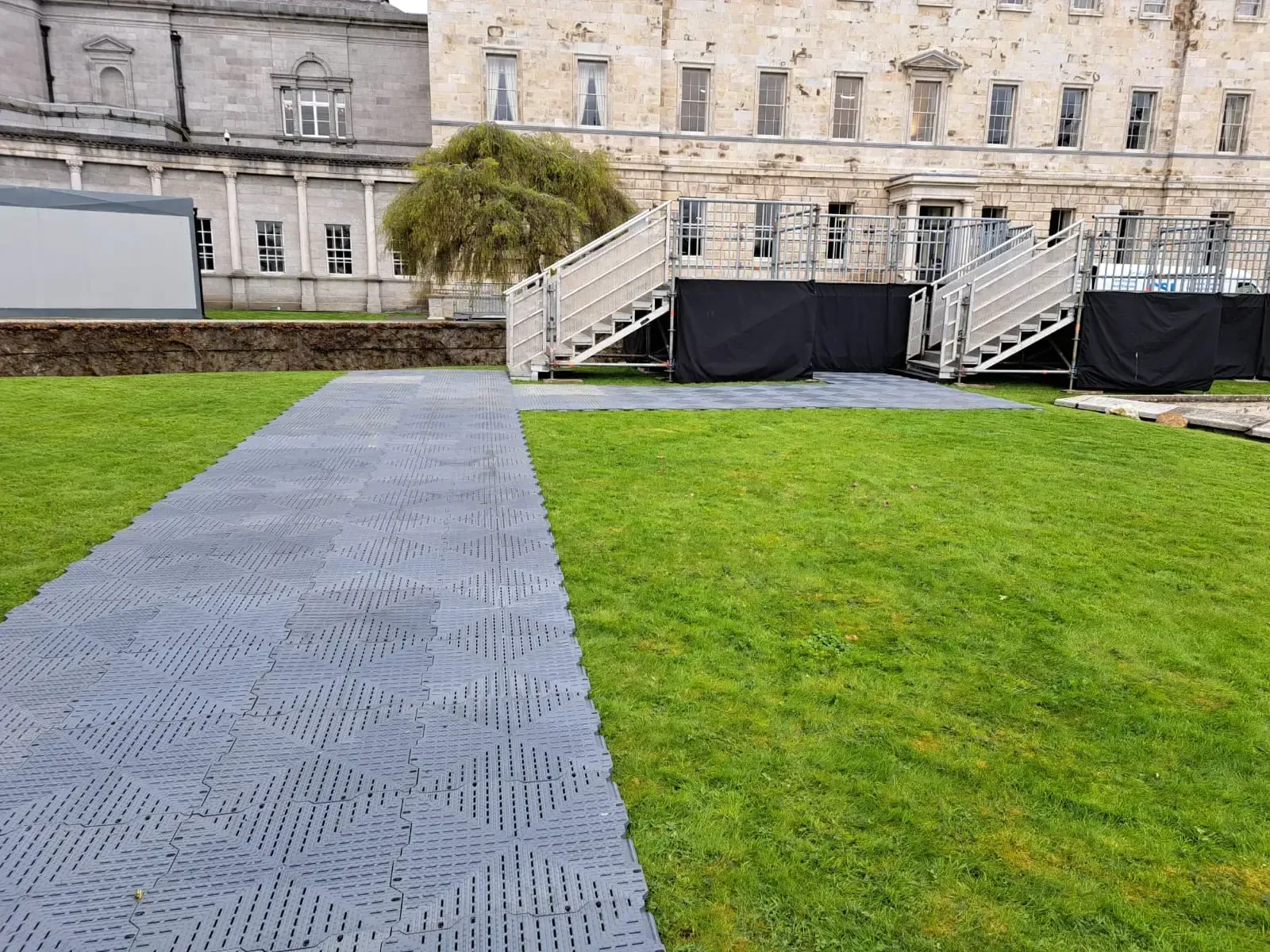 EVENT FLOORING 