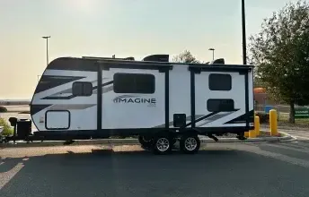 Camper Grand Design Imagine XLS