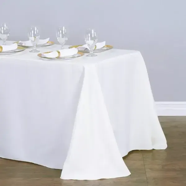 8 ft long table Linen (White)