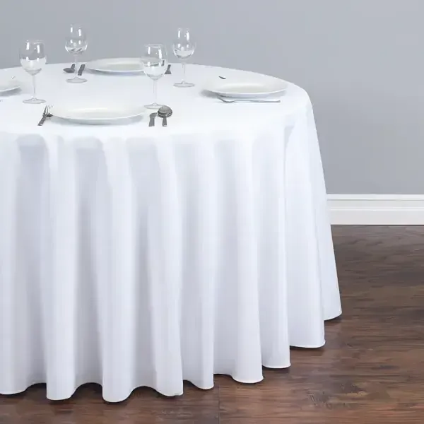 5 ft round table Linen (White)