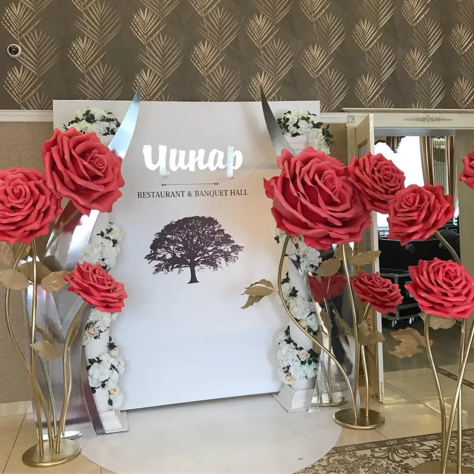 Giant Paper Rose: Photo Booth Wedding Decor 6.2ft