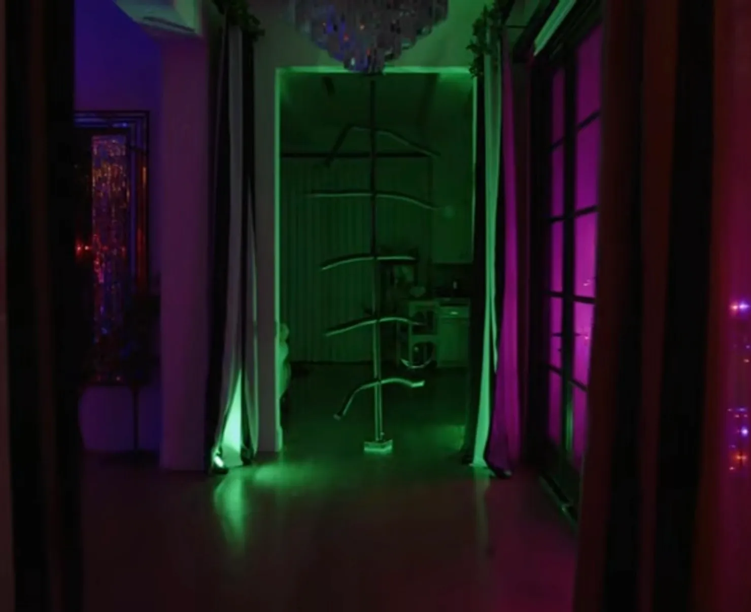 Beetle Juice Turnstile 