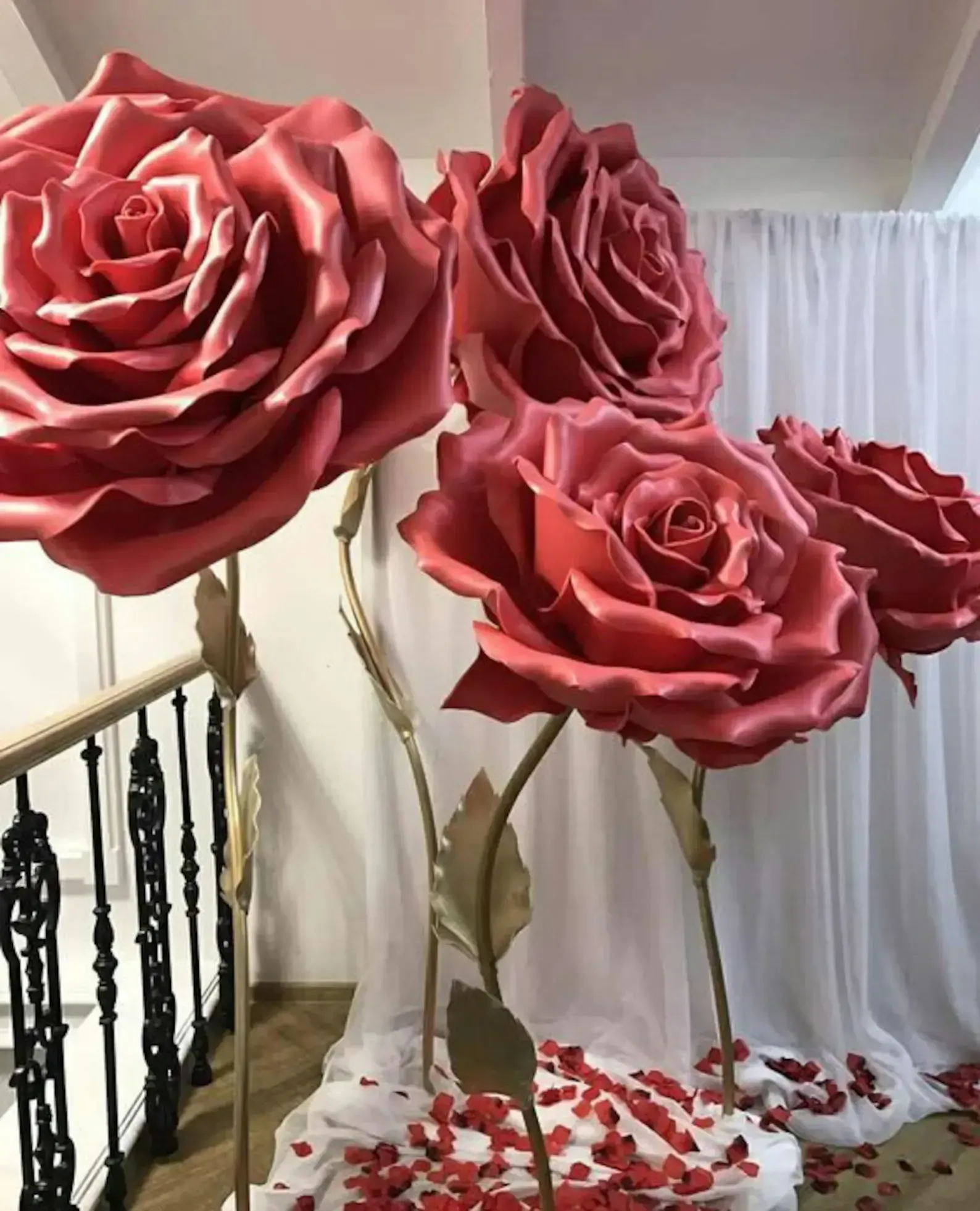 Giant Paper Rose: Photo Booth Wedding Decor 3.9ft