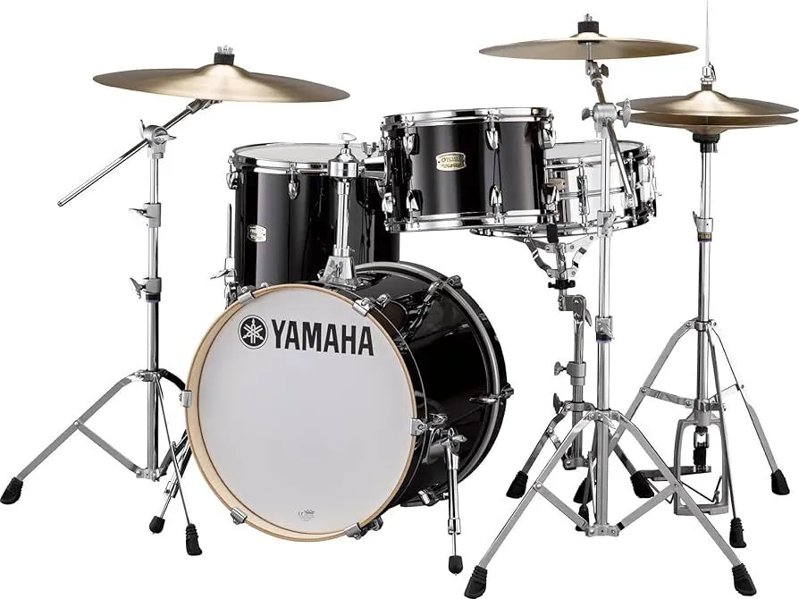 Batería Yamaha Maple Custom — Negra (sin platos)