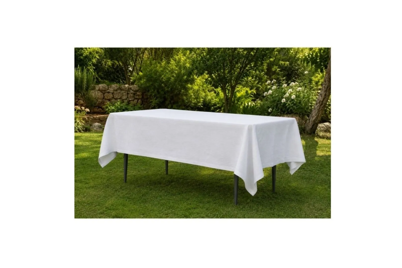 White tablecloth Premium