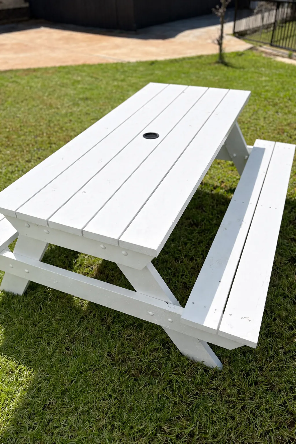 Picnic Table - White