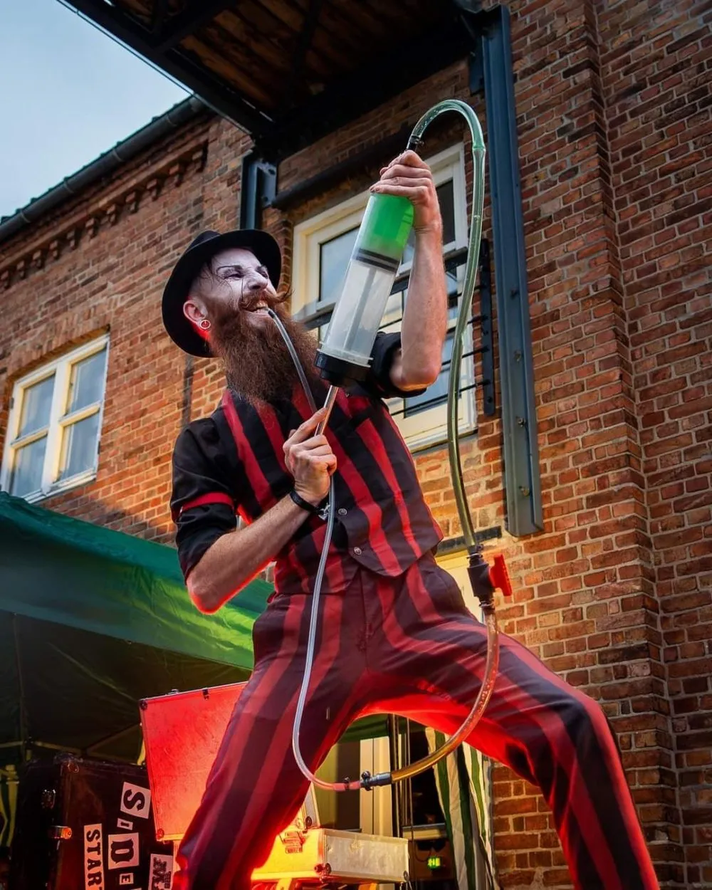 Festival show - The Maniac