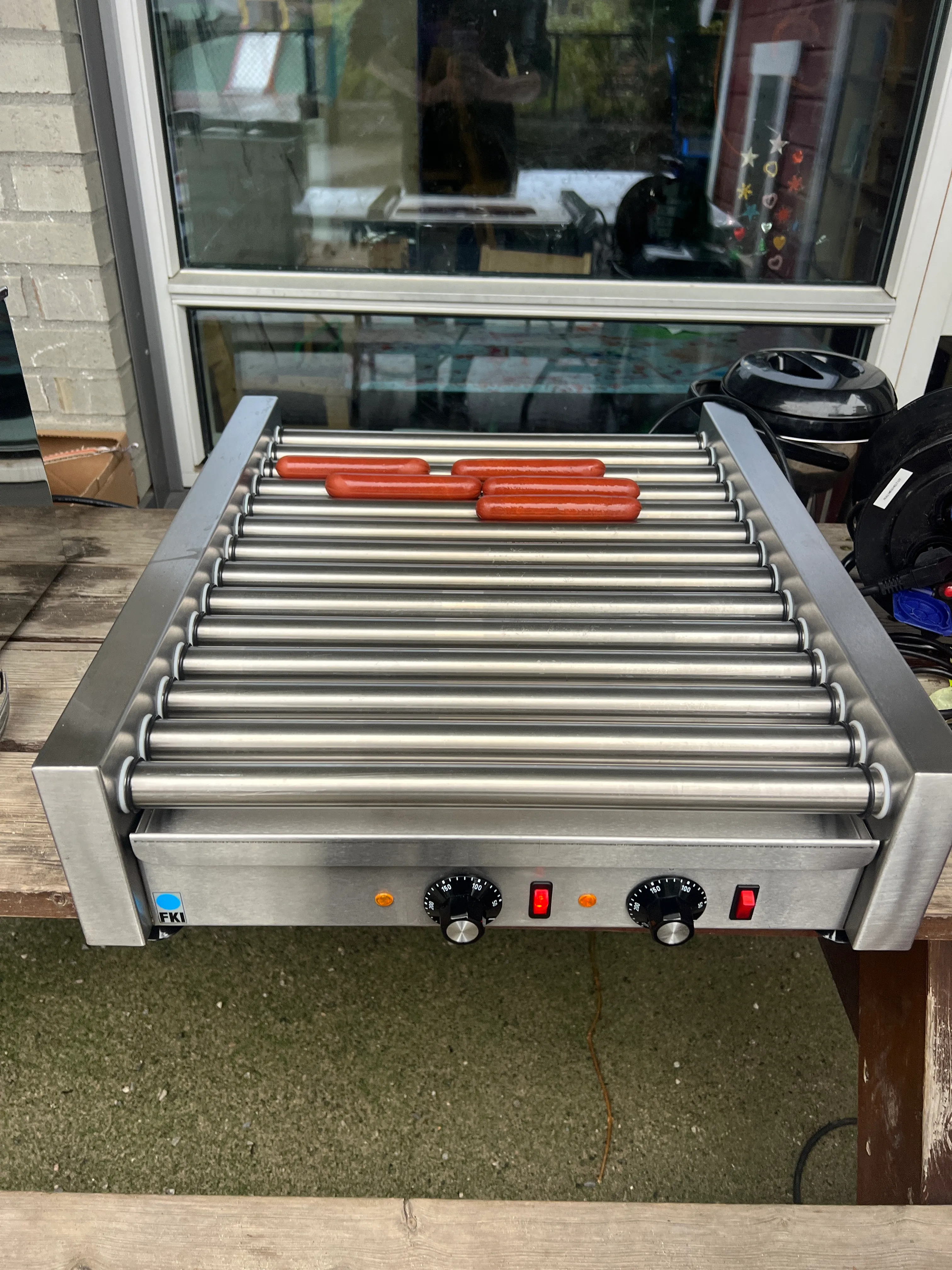 Elektrisk Pølsegrill –  28 pølser