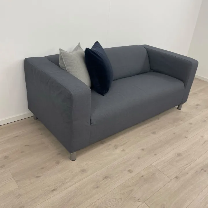 Sofa 2 seter. (Grå)