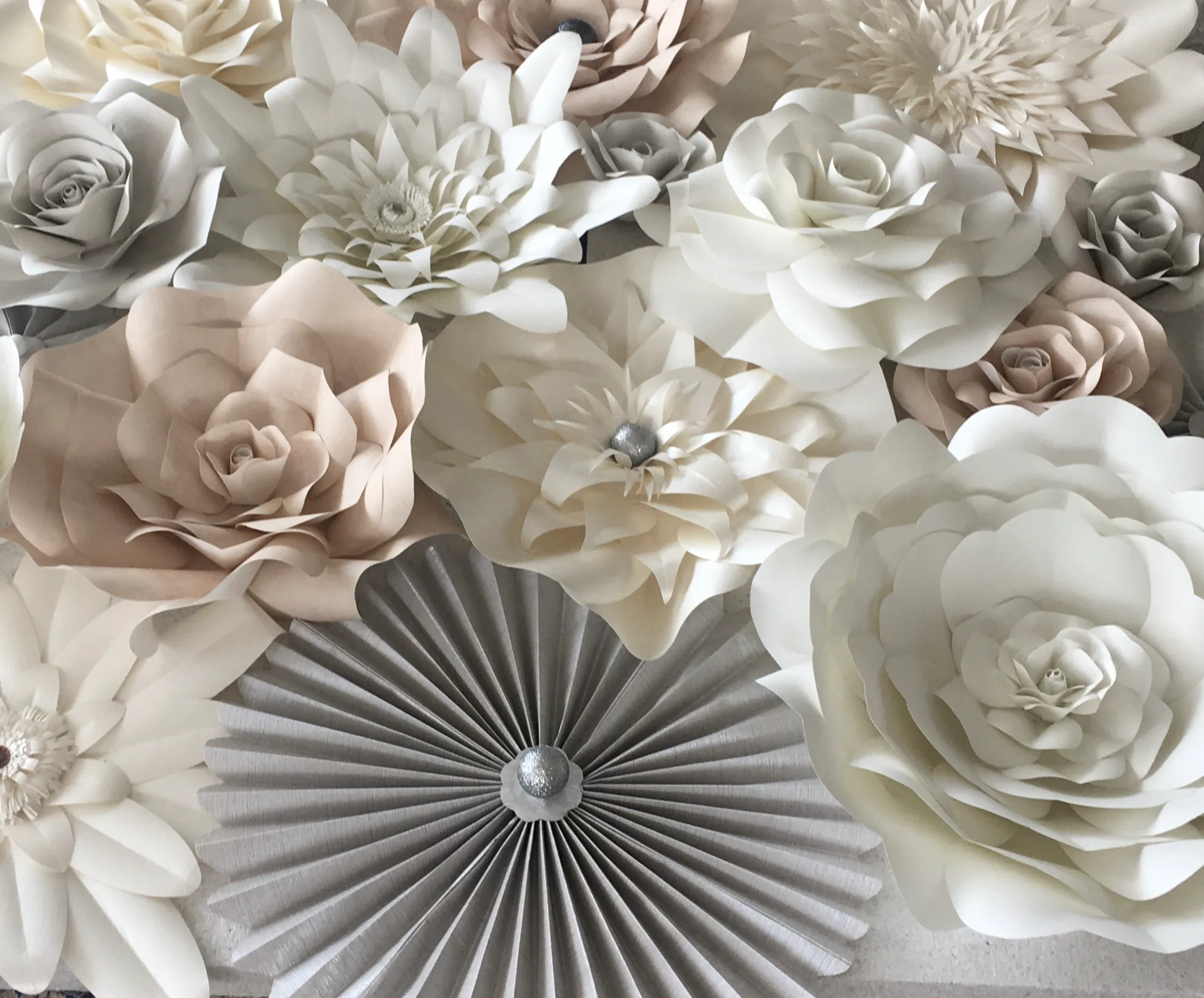 Dekorering med Håndlagde blomster