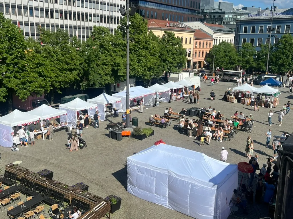 3x6 QuickUp Telt på asfalt 