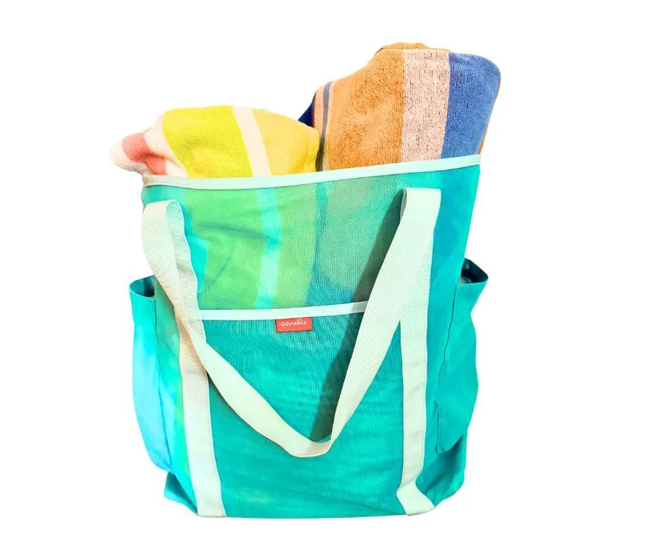 Towels set of 4 in Mesh Beach Bag Rental