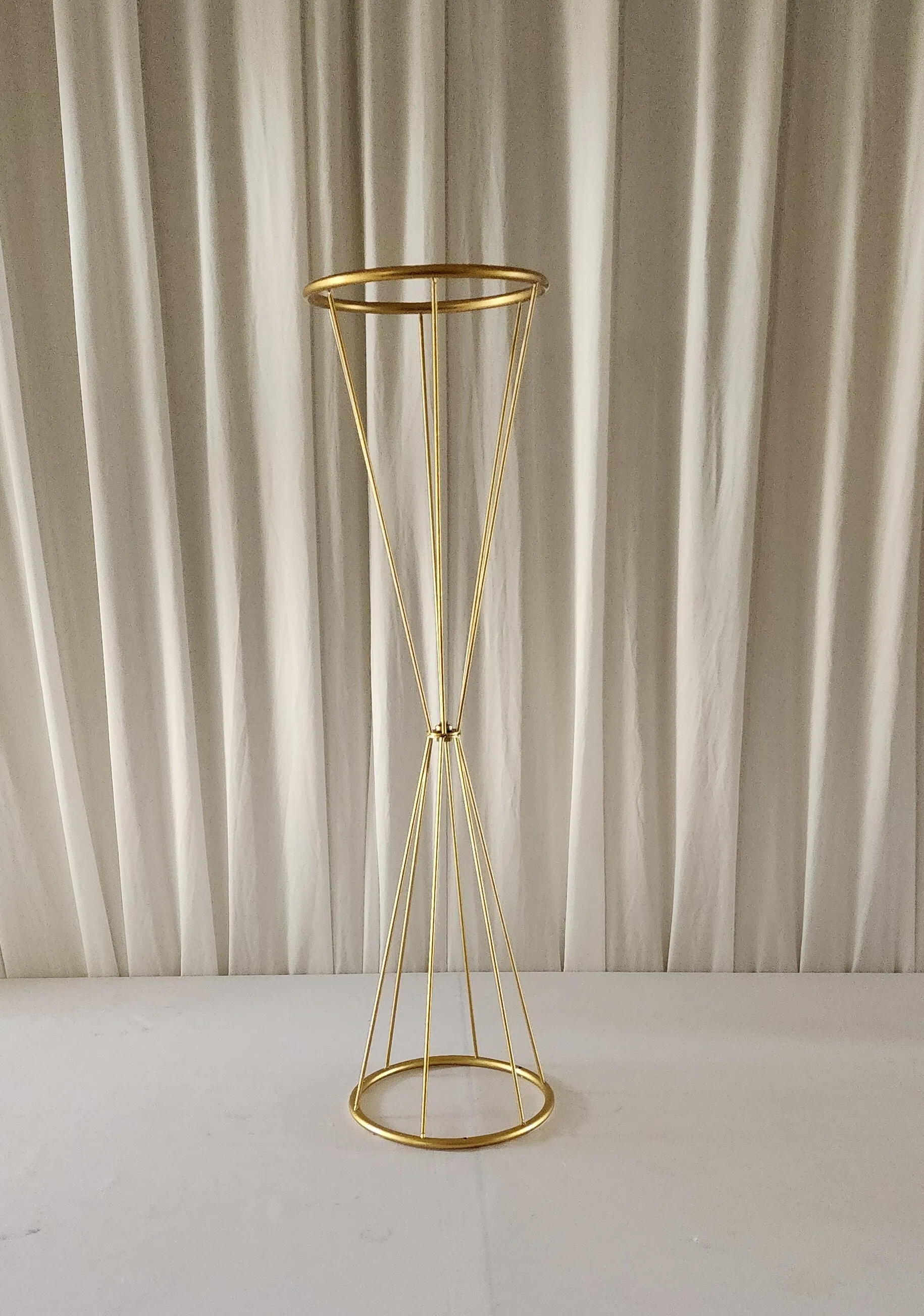 Cone floral Stand