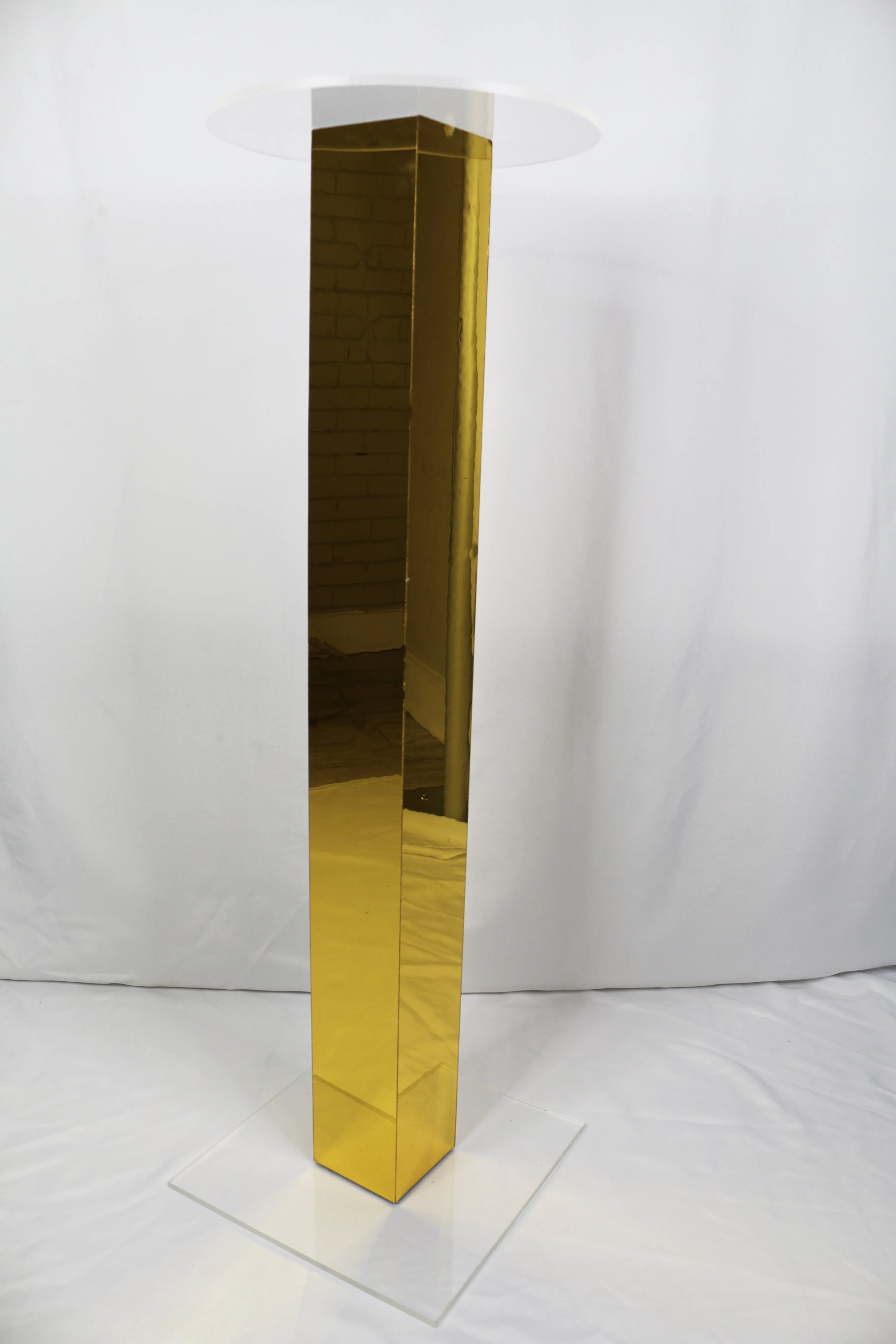 Acrylic gold floral stand