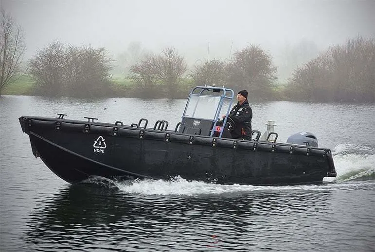 SB16 - Tideman 700 HDPE