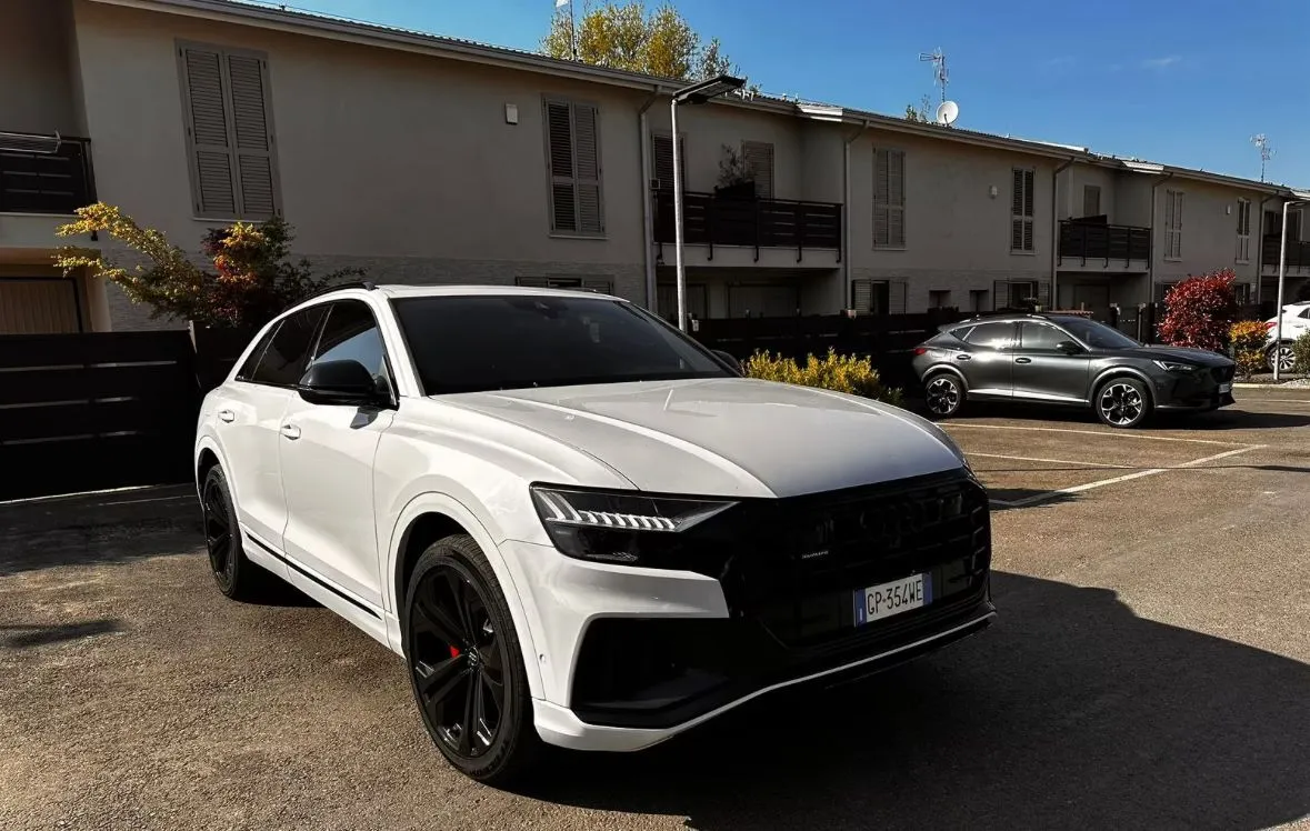 Audi Q8 