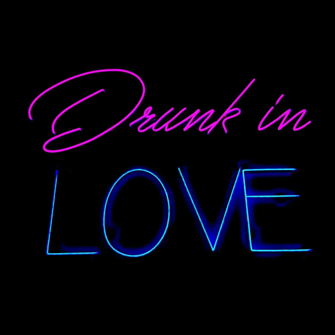 ILU011 LUZ NEÓN "DRUNK IN LOVE" (COLOR ROSA Y AZUL) 2 PARTES 140X60CM