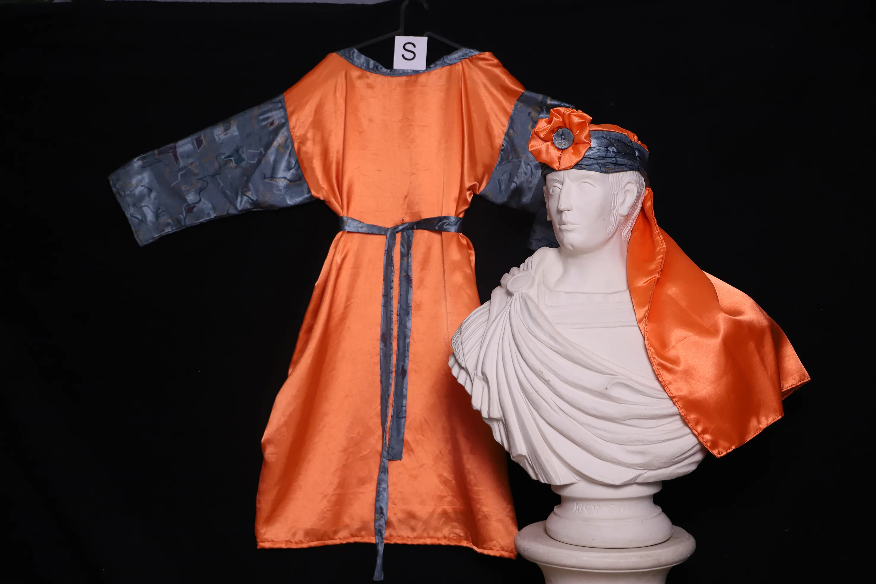 Verkleidung S mit Kopfbedeckung, orange-grau ( S0448 )