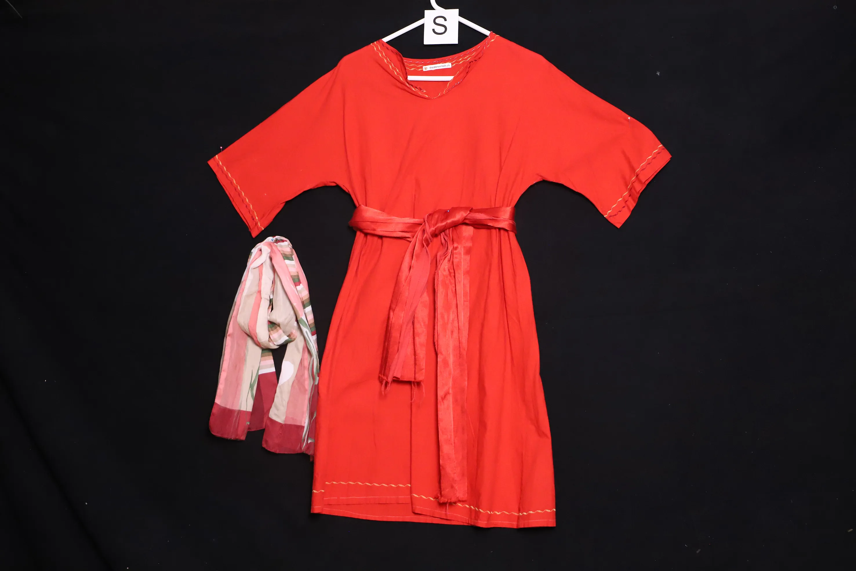 Verkleidung S mit Kopfbedeckung, rot ( S0453 )