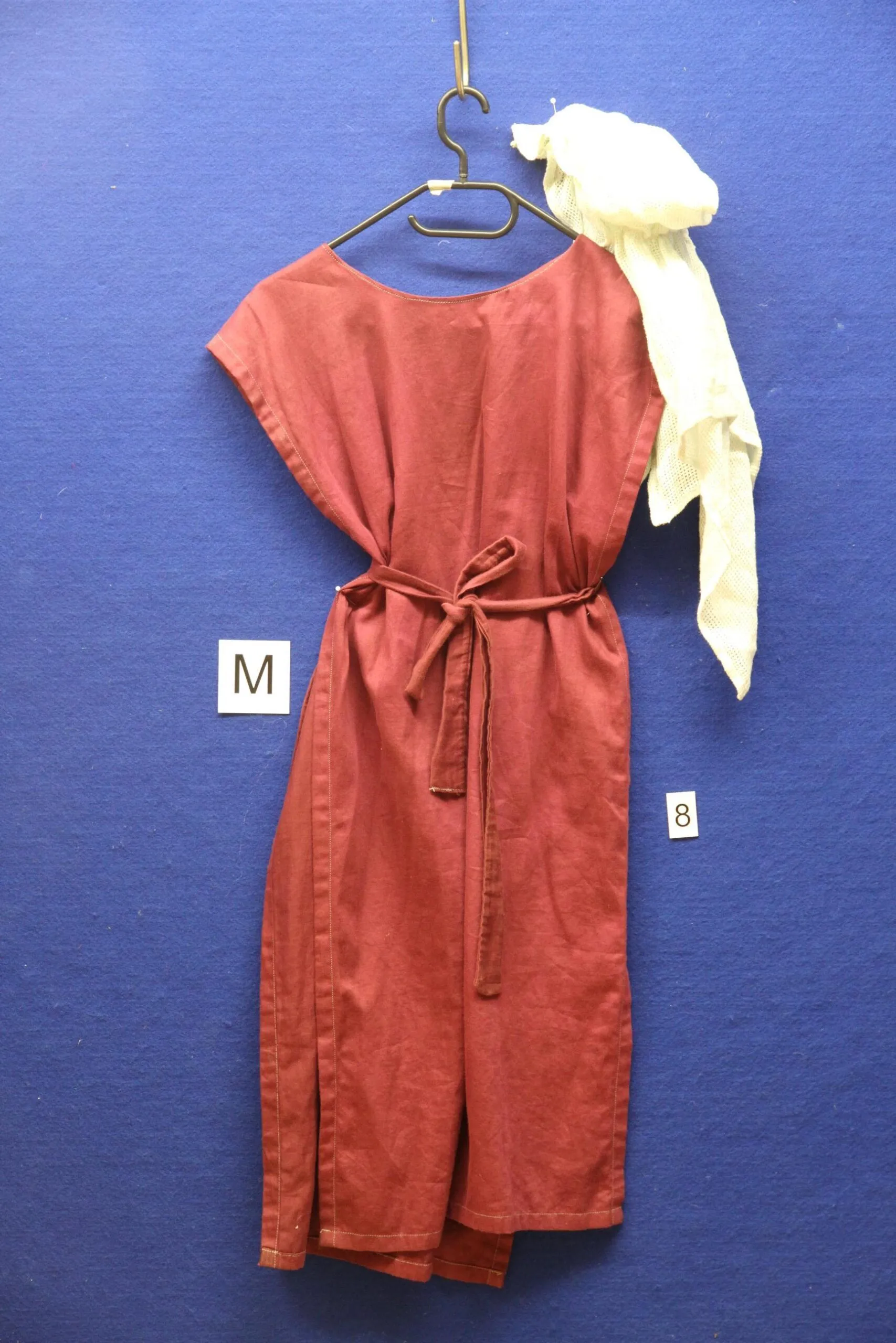 Überwurf mit Kopftuch #1