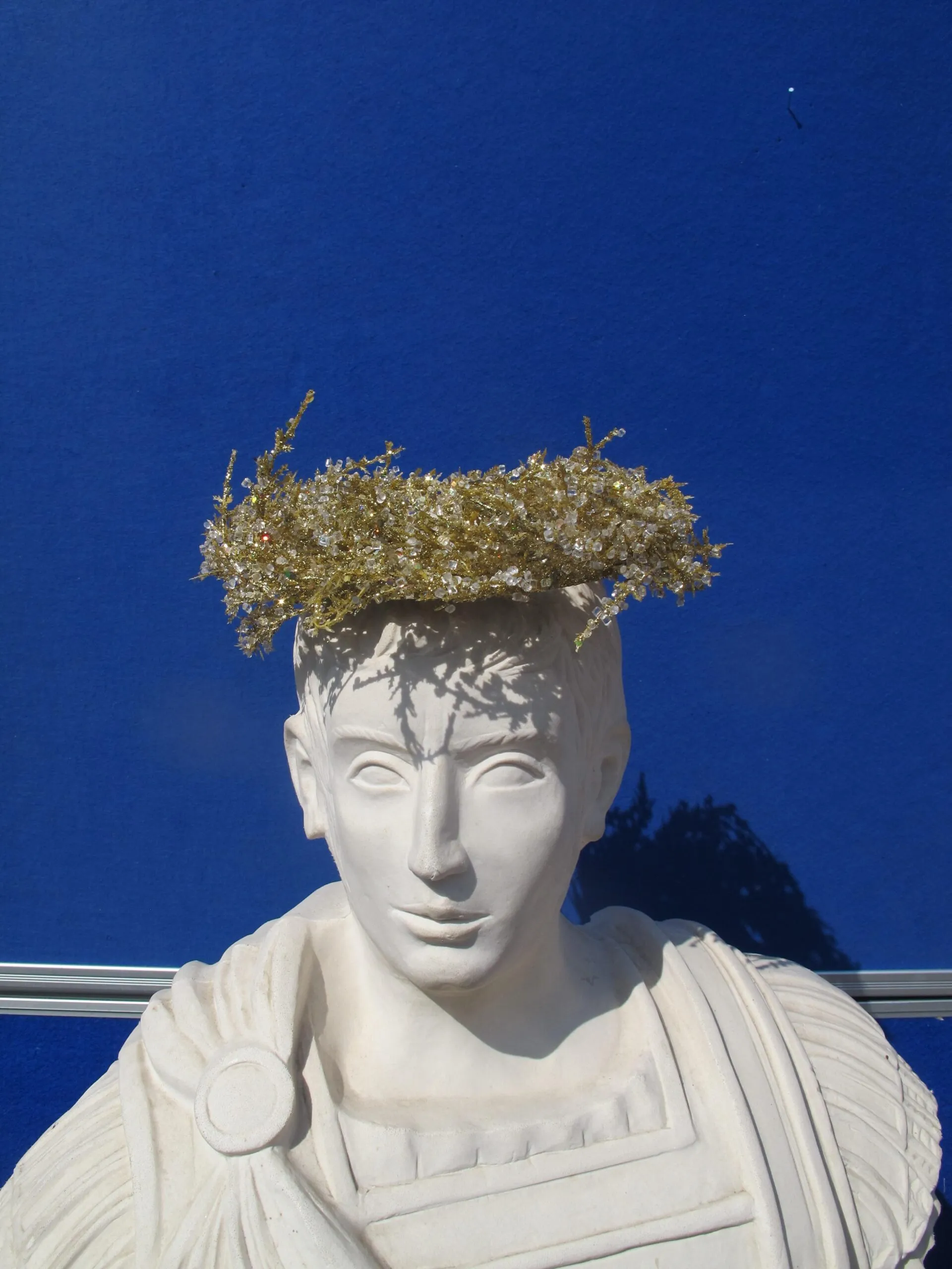 Kopfbedeckung Goldkranz