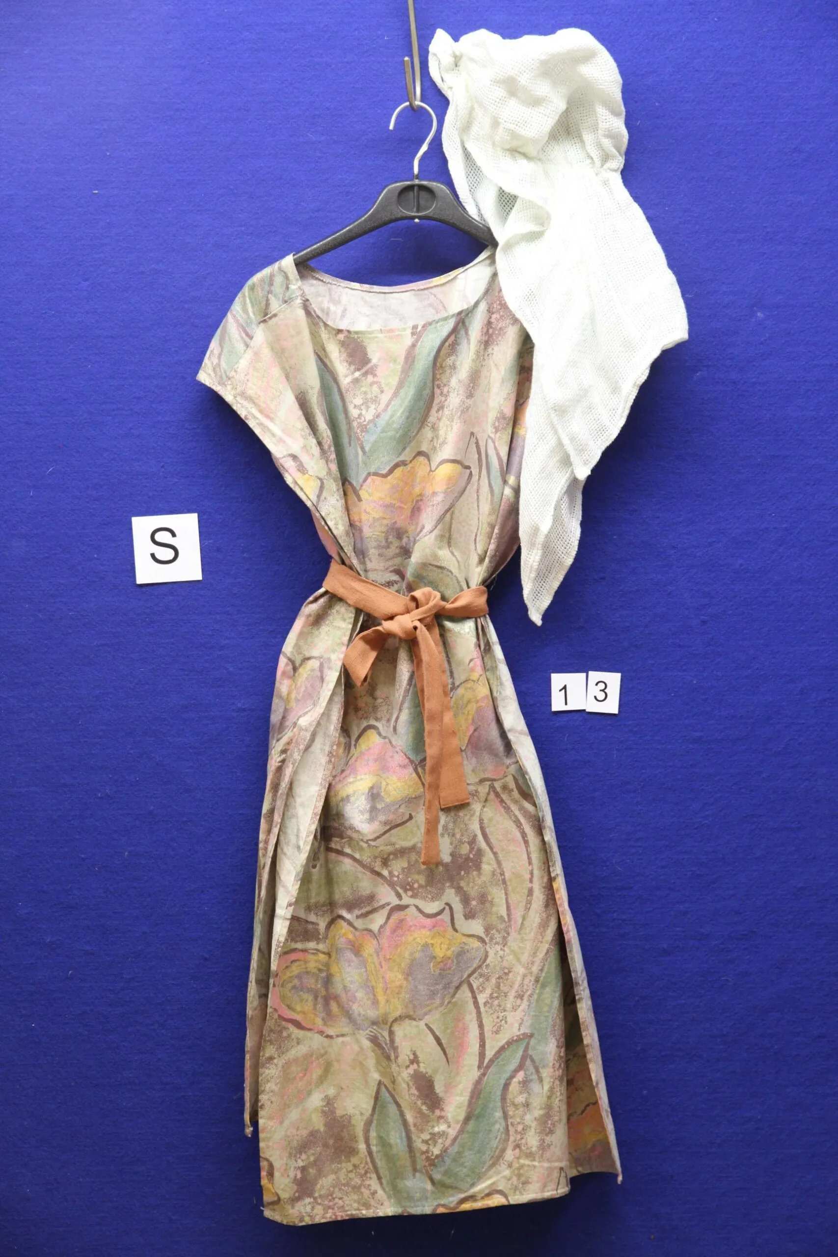 Überwurf mit Kopftuch #4