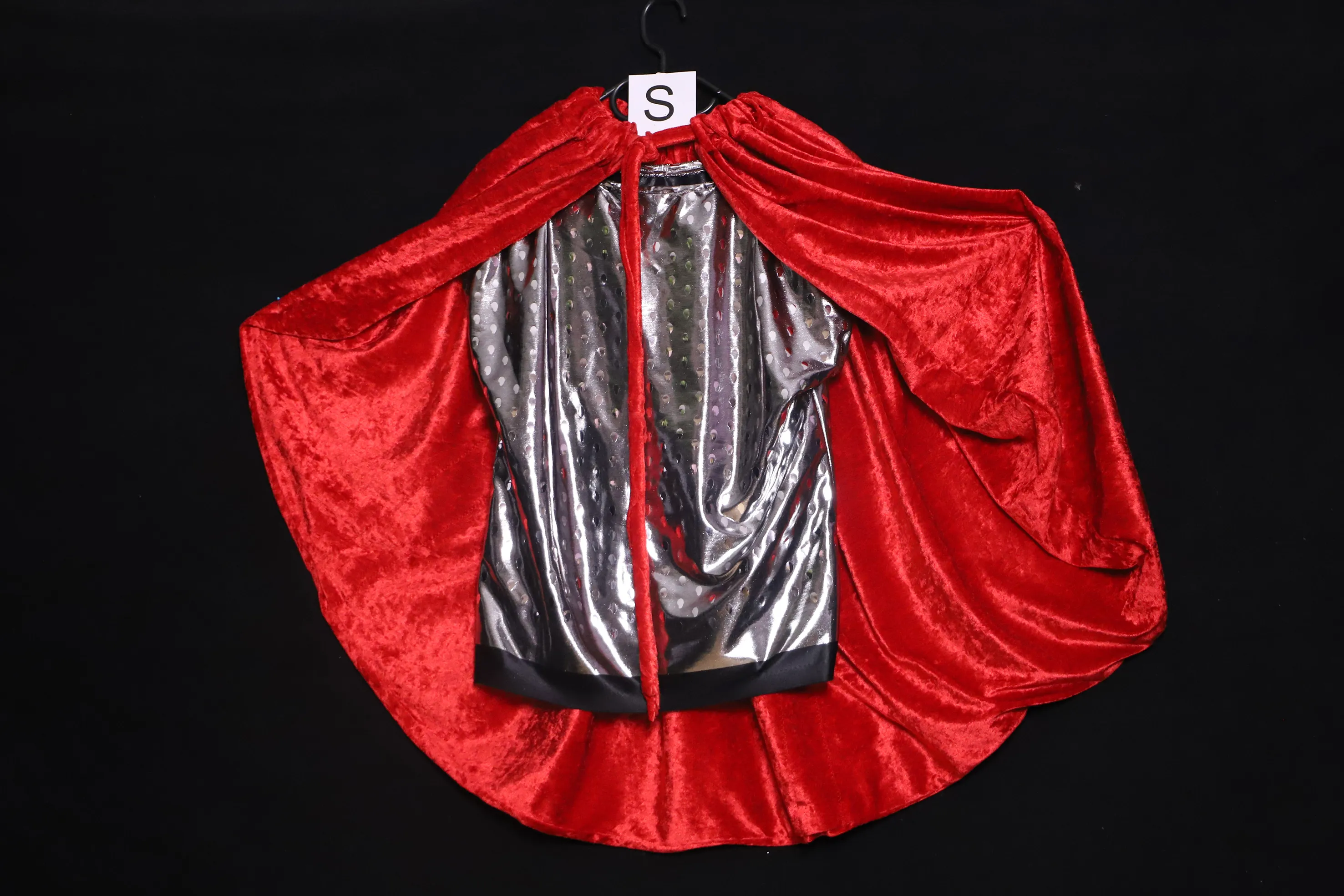 Verkleidung S mit Umhang, silber-rot ( S0211 )