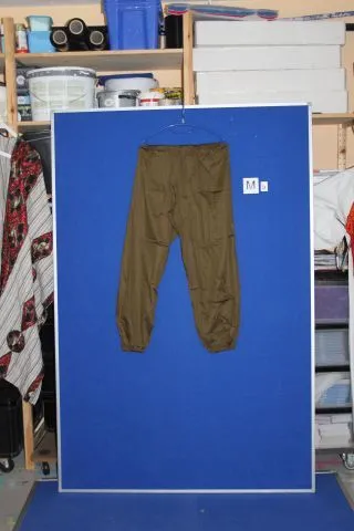Kostüm 25 Hose braun 