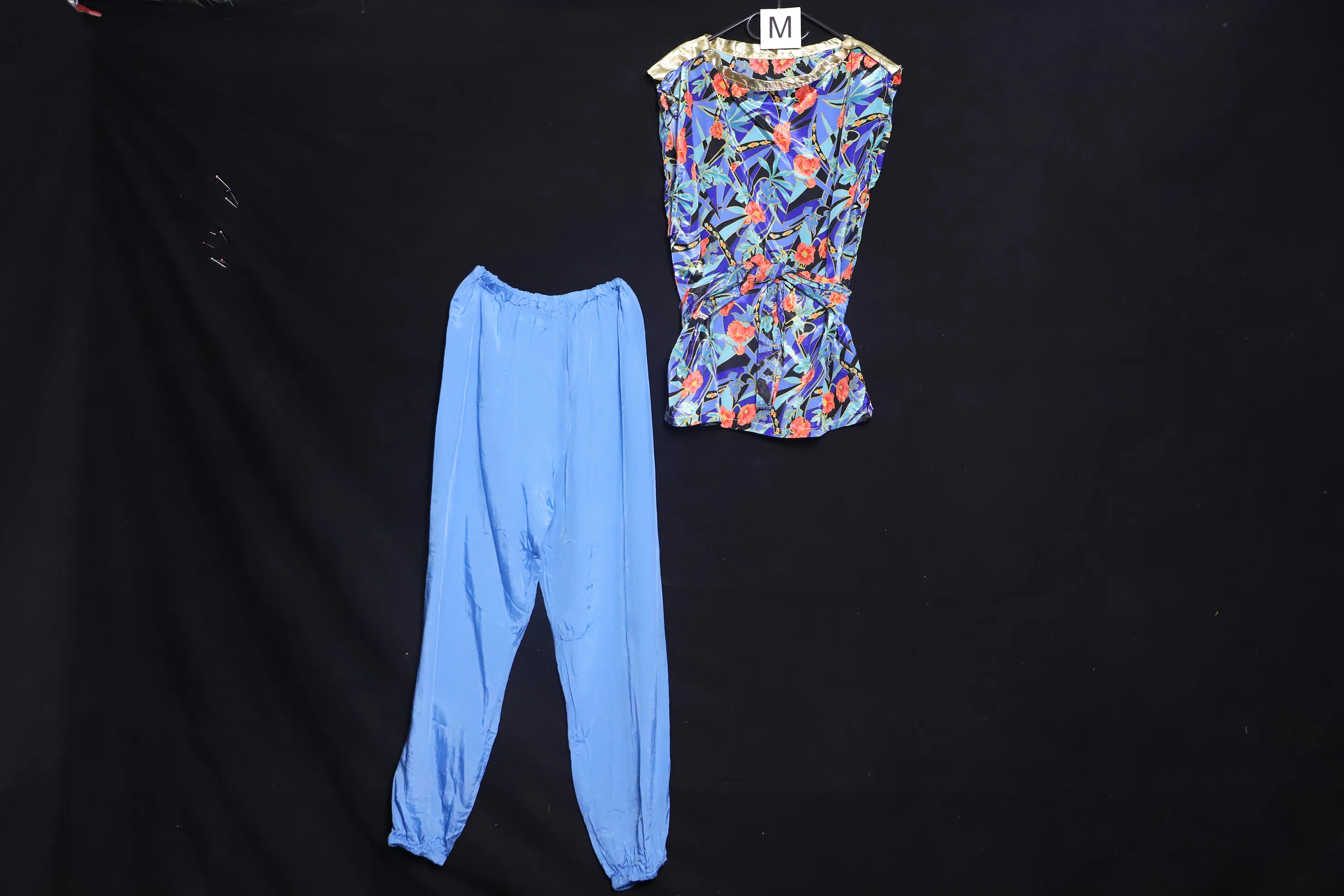 Verkleidung M, bunt ( M0909 )