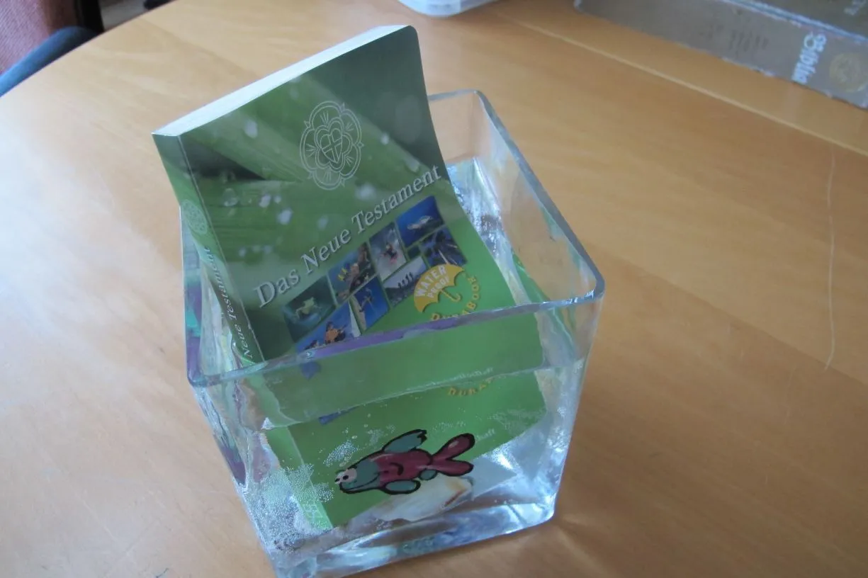 Bibel wasserdicht