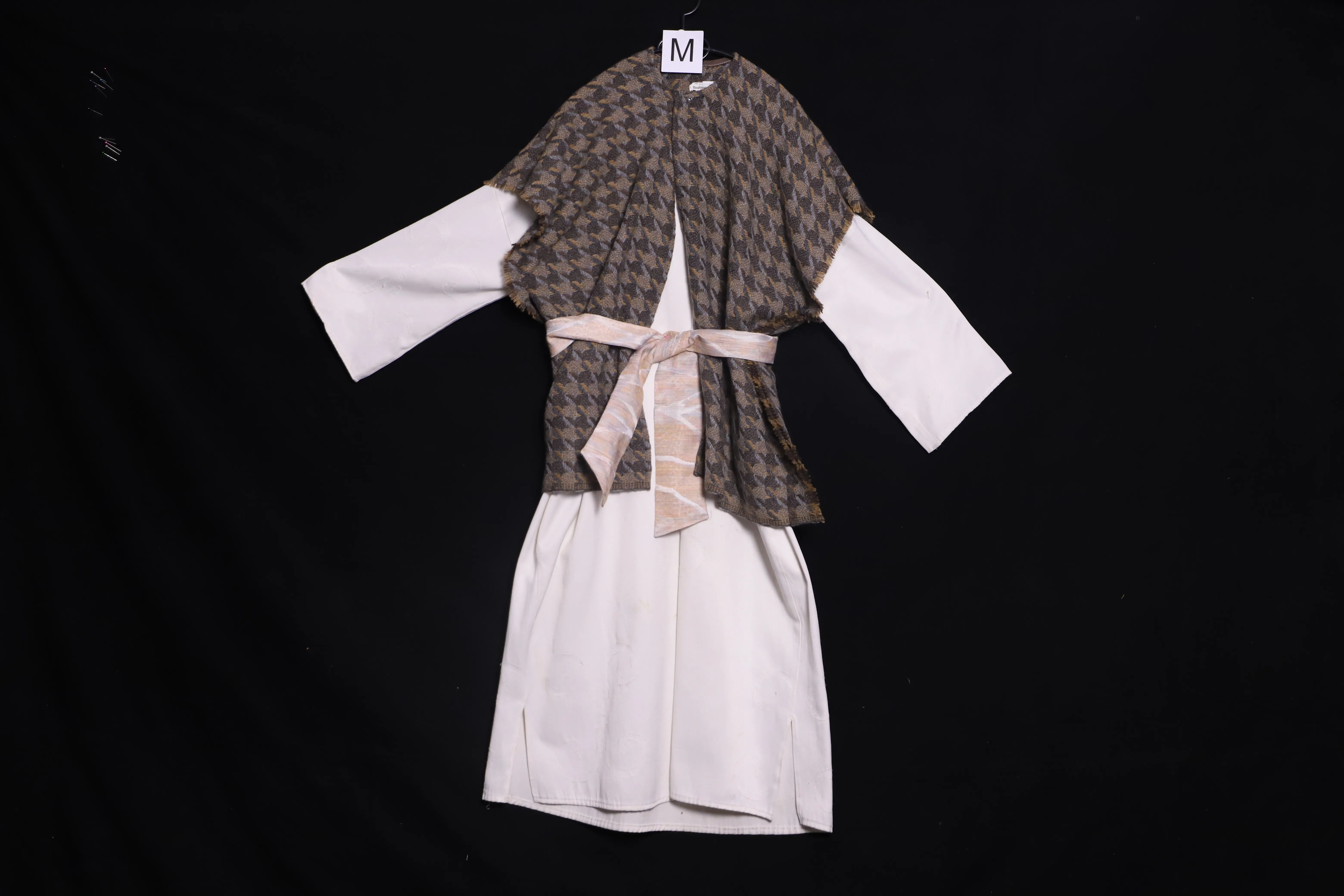 Verkleidung M, weiss-beige ( M0119 )